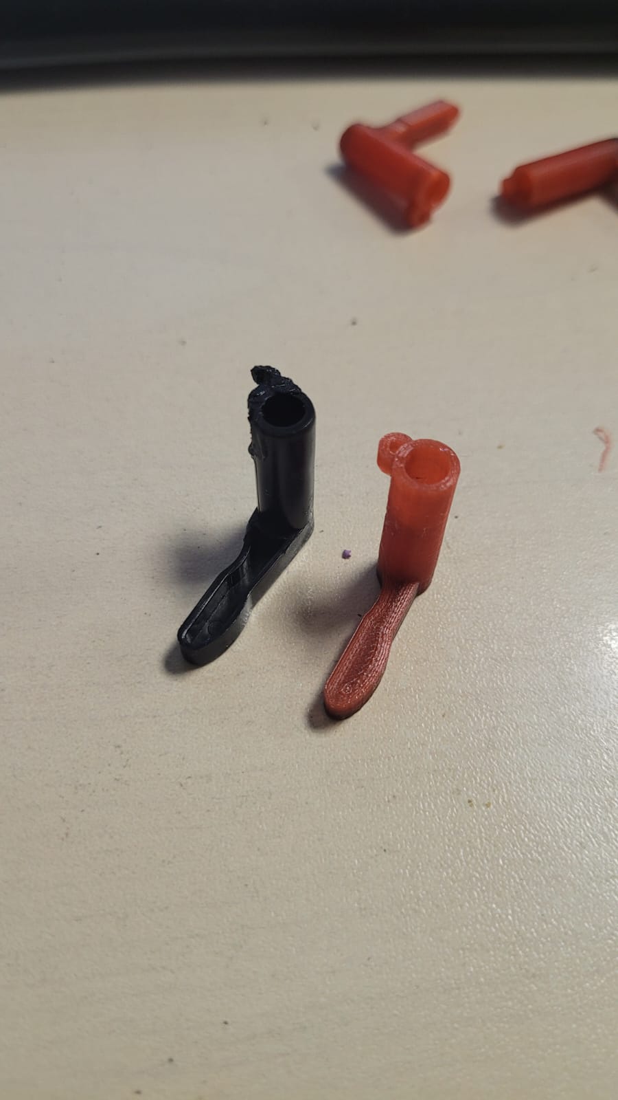 Dymo 210 sakat (Plastik Aparattır!!!) Dymo 210 sakat (Plastik Aparattır!!!)