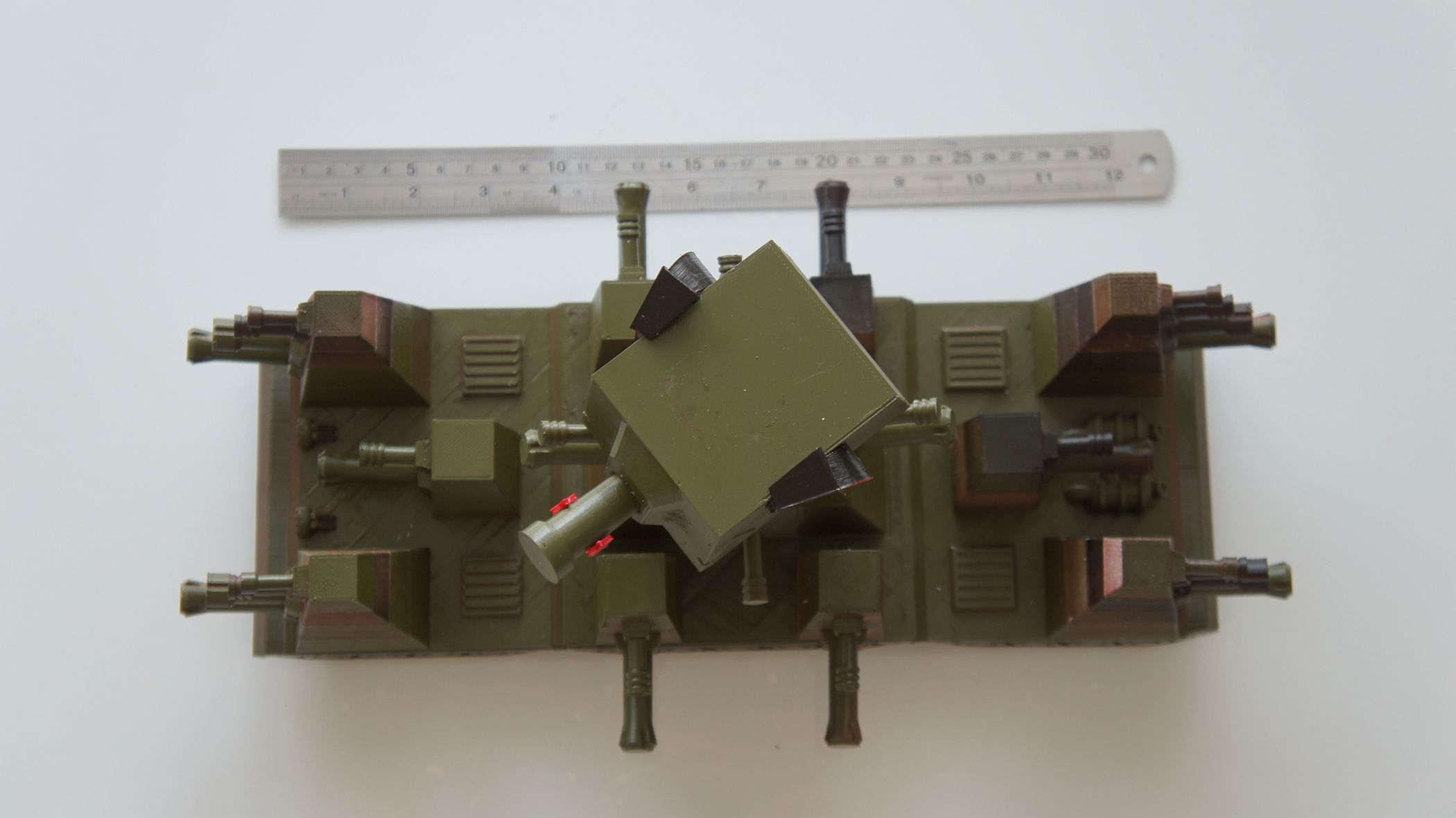 Кв-44 танк игрушка