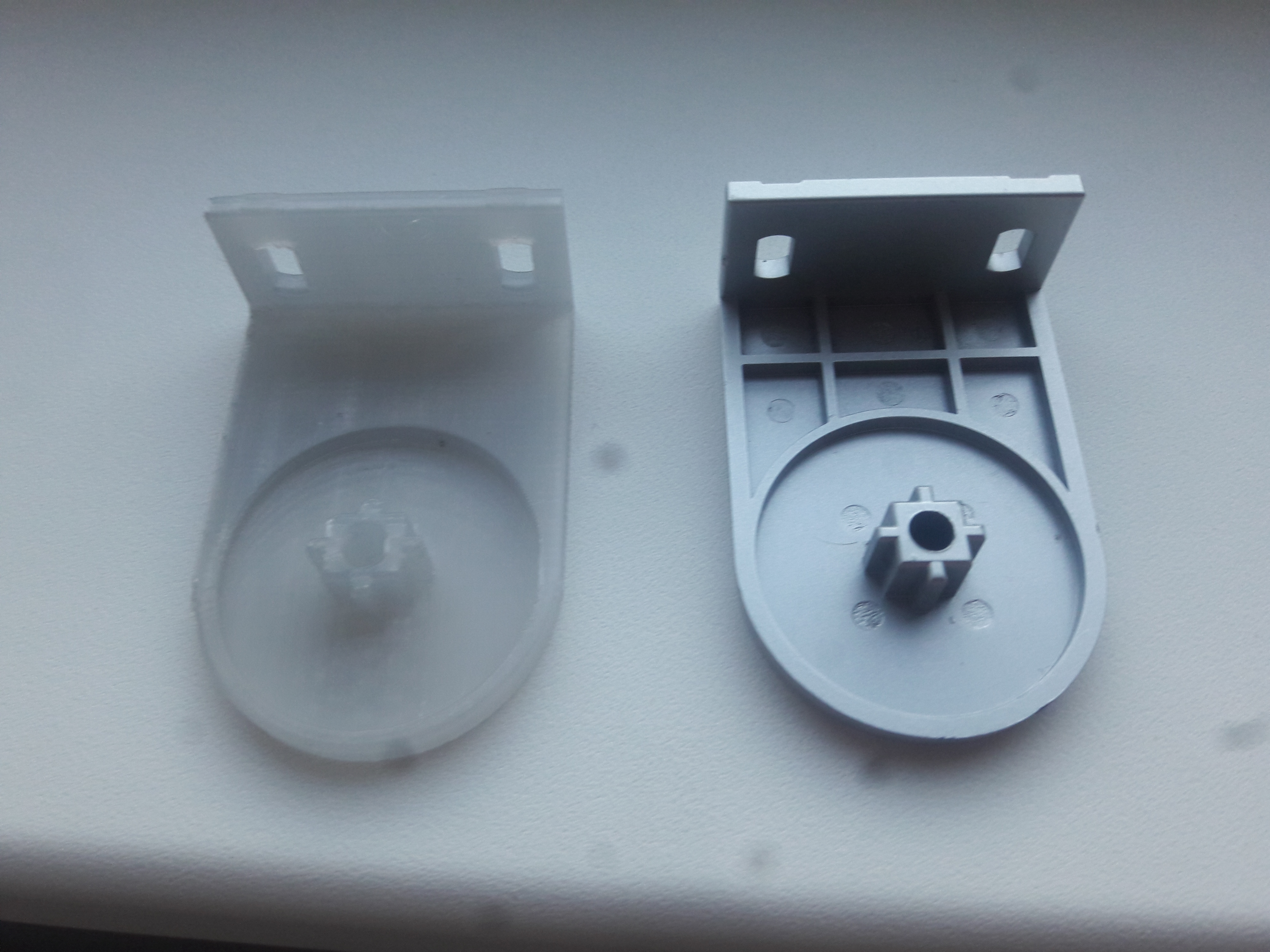 Makaralı perdeler için bağlantı elemanları (Plastik Aparattır!!!) Makaralı perdeler için bağlantı elemanları (Plastik Aparattır!!!)