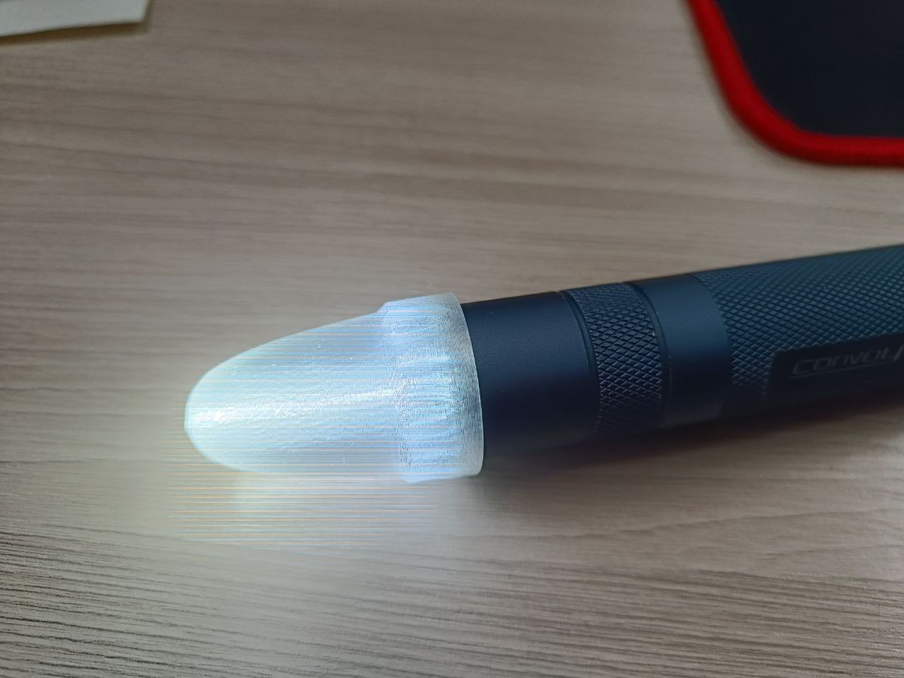 Konvoy S2 manuel el feneri (Plastik Aparattır!!!)