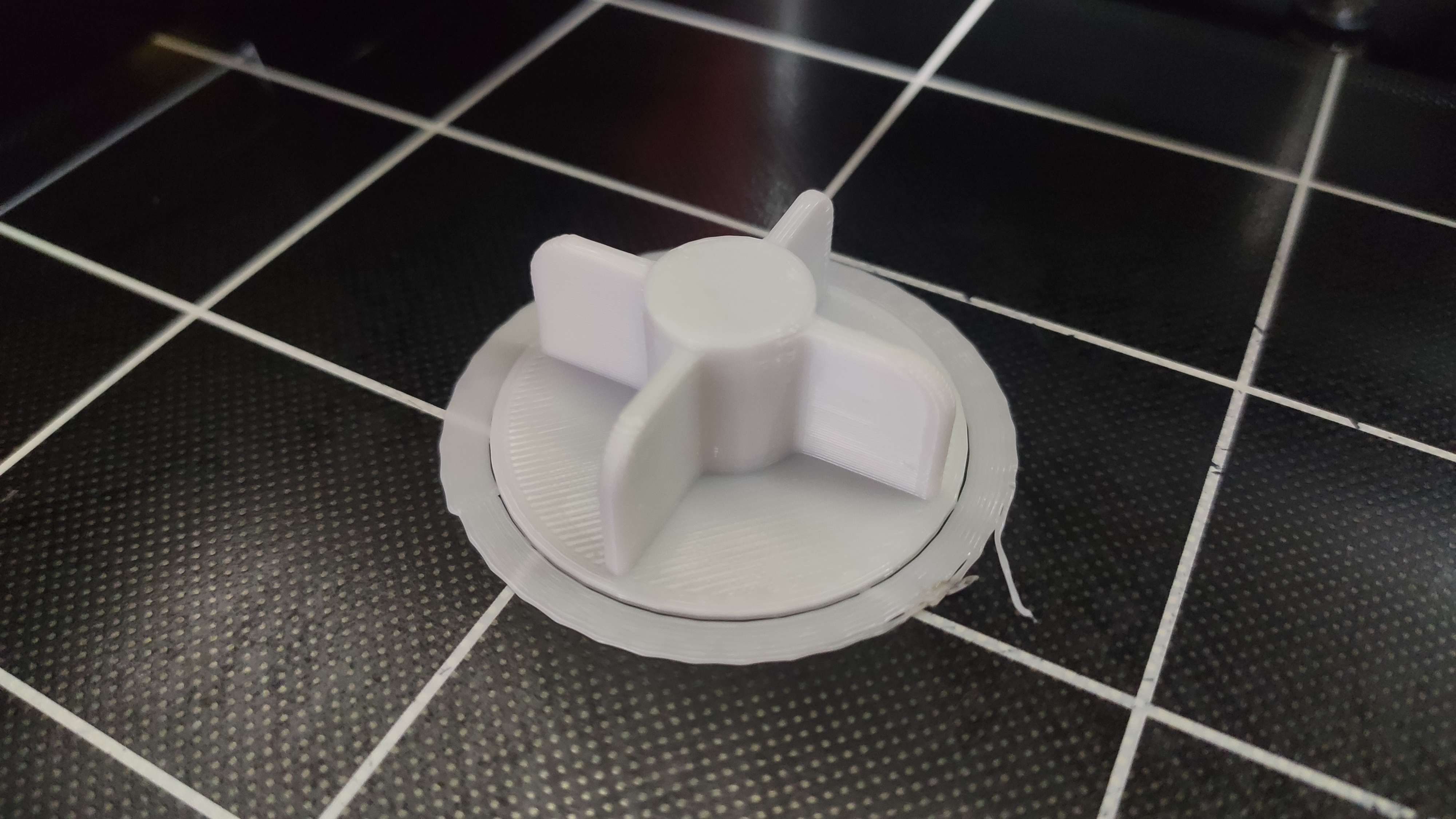 Yapışkan silindirin değiştirilmesi (Plastik Aparattır!!!)