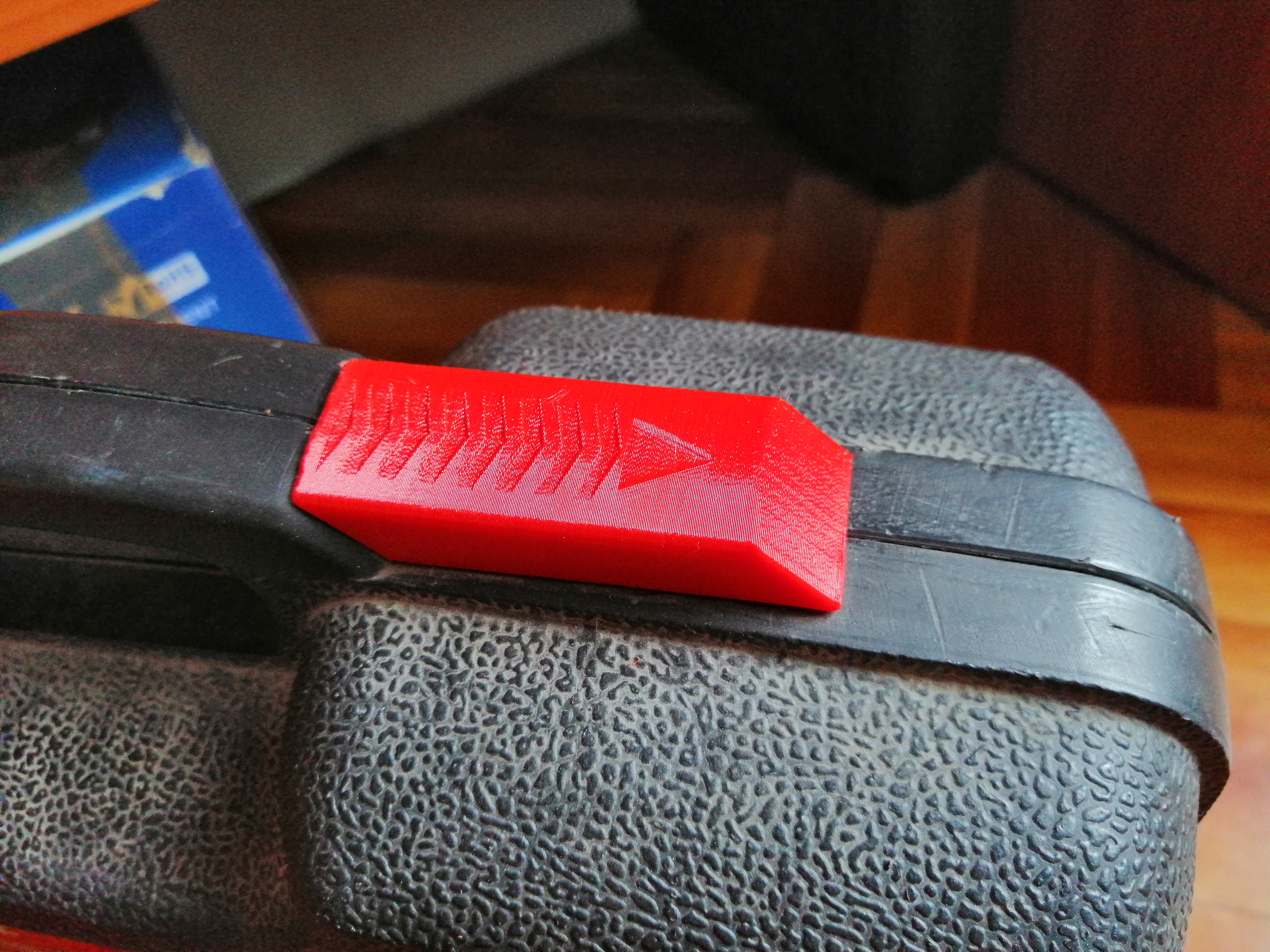 Araçlar için kasa bağlantı elemanı (Plastik Aparattır!!!)