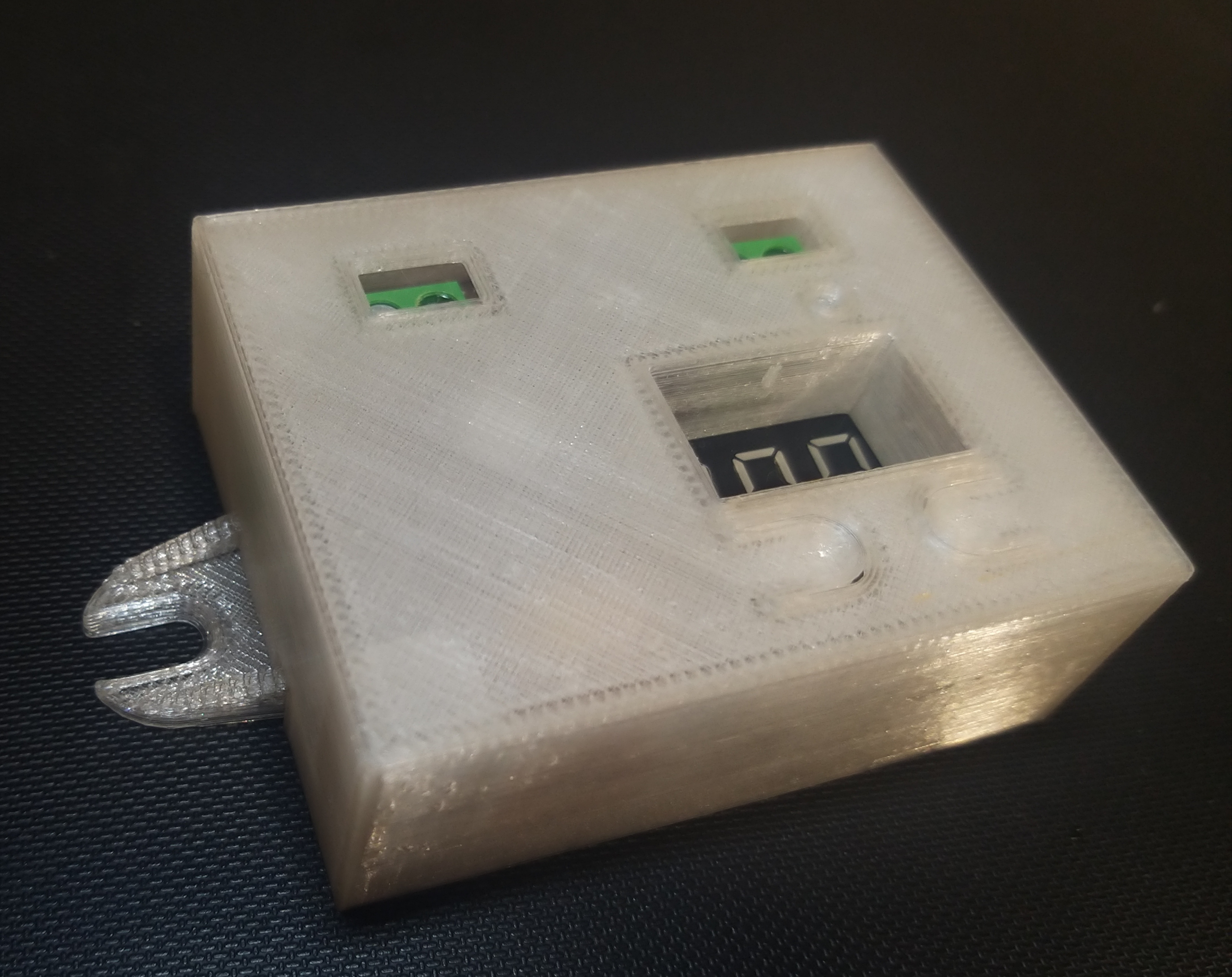 XH-M609'un reddedilmesinden koruma modülünün gövdesi (Plastik Aparattır!!!)