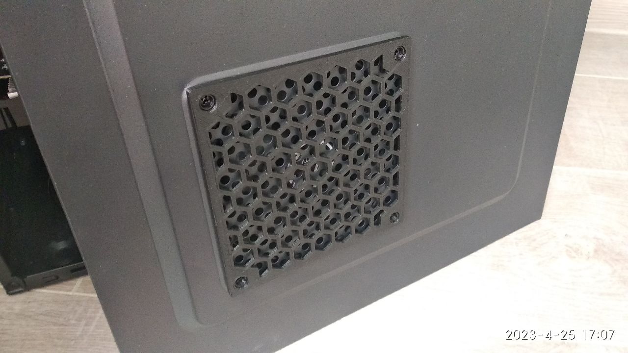 120. fan için antrapery ızgarası (Plastik Aparattır!!!) 120. fan için antrapery ızgarası (Plastik Aparattır!!!)