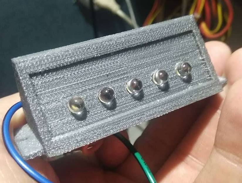 5 mm LED'li karavan ışığı (Plastik Aparattır!!!)