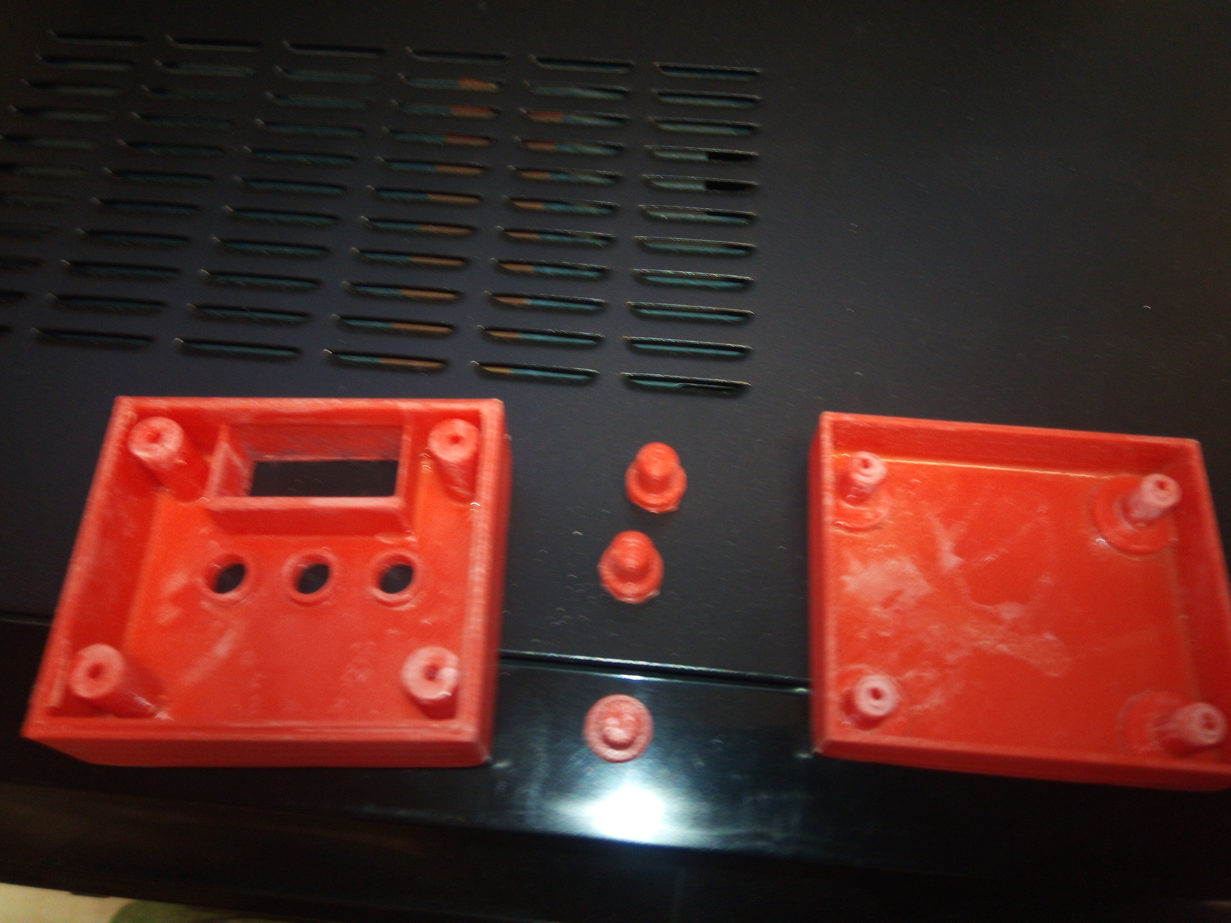 W1209 termostatı için muhafaza (Plastik Aparattır!!!)