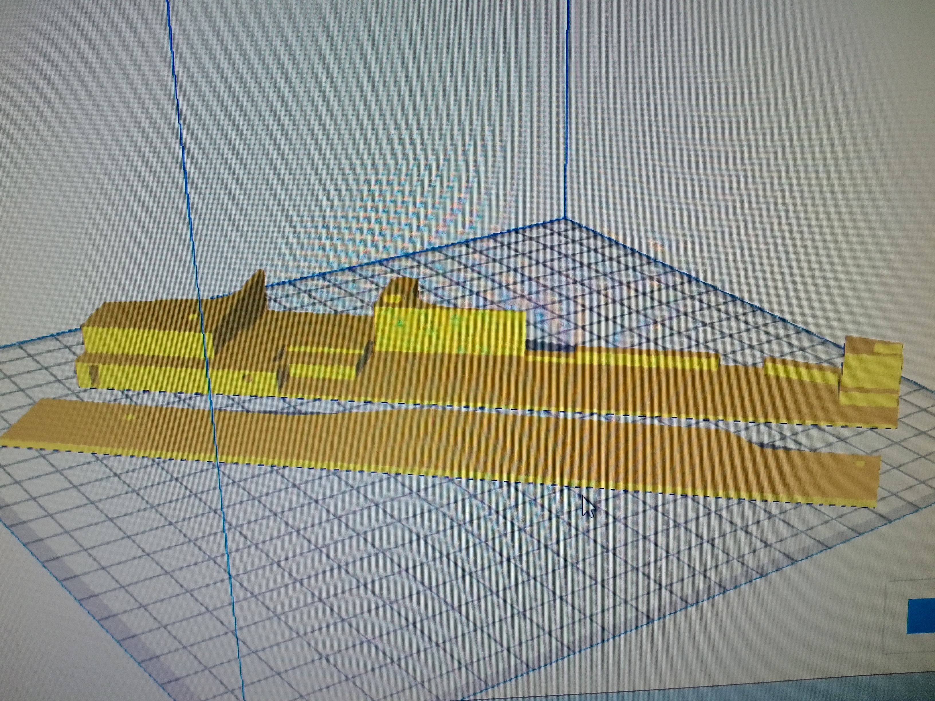 Sol yarısı "Kendr" (Plastik Aparattır!!!)