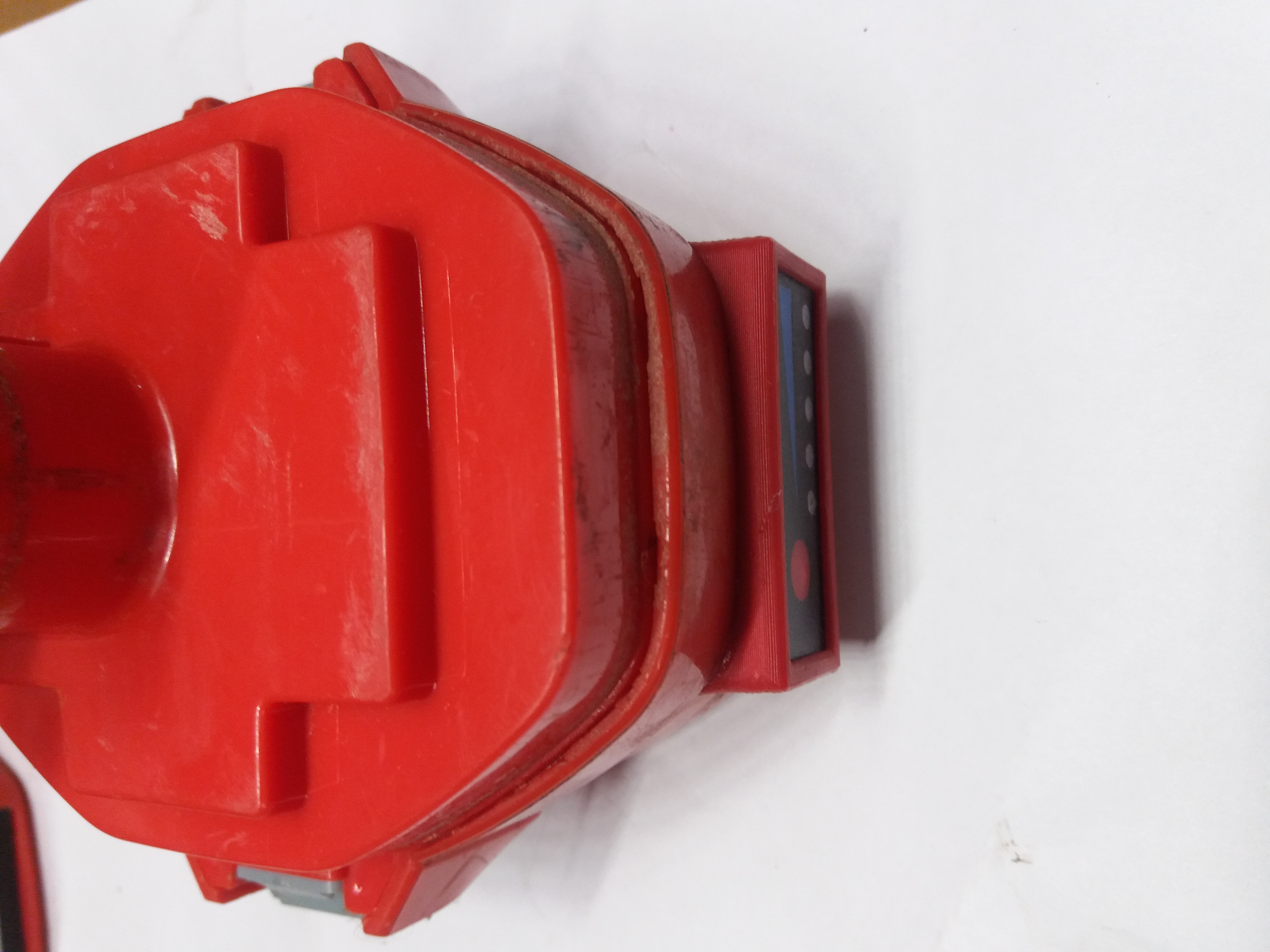 Makita bataryası için şarj göstergesi çerçevesi. (Plastik Aparattır!!!)