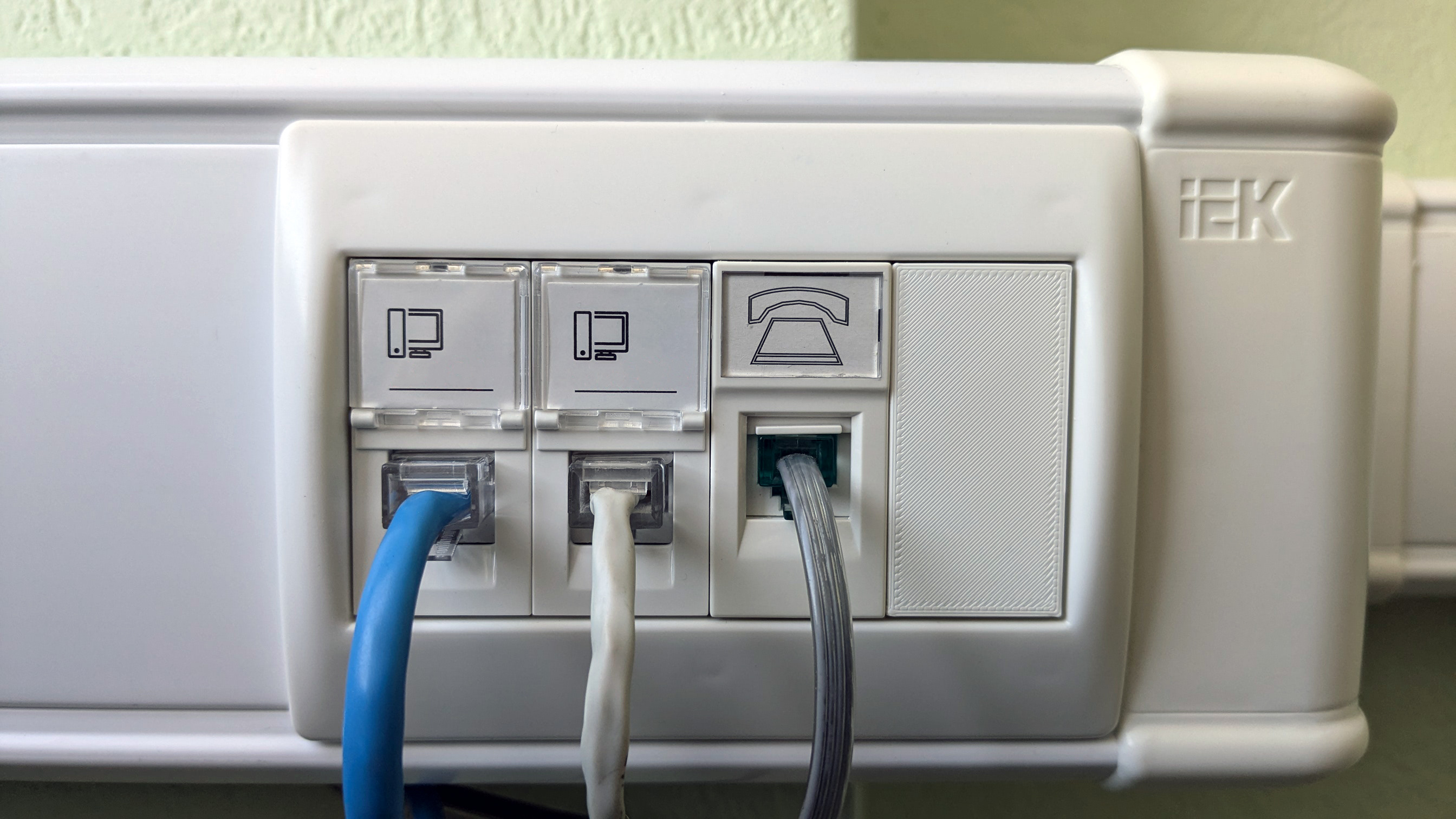 Lahana profili iek astarındaki fiş (Plastik Aparattır!!!)