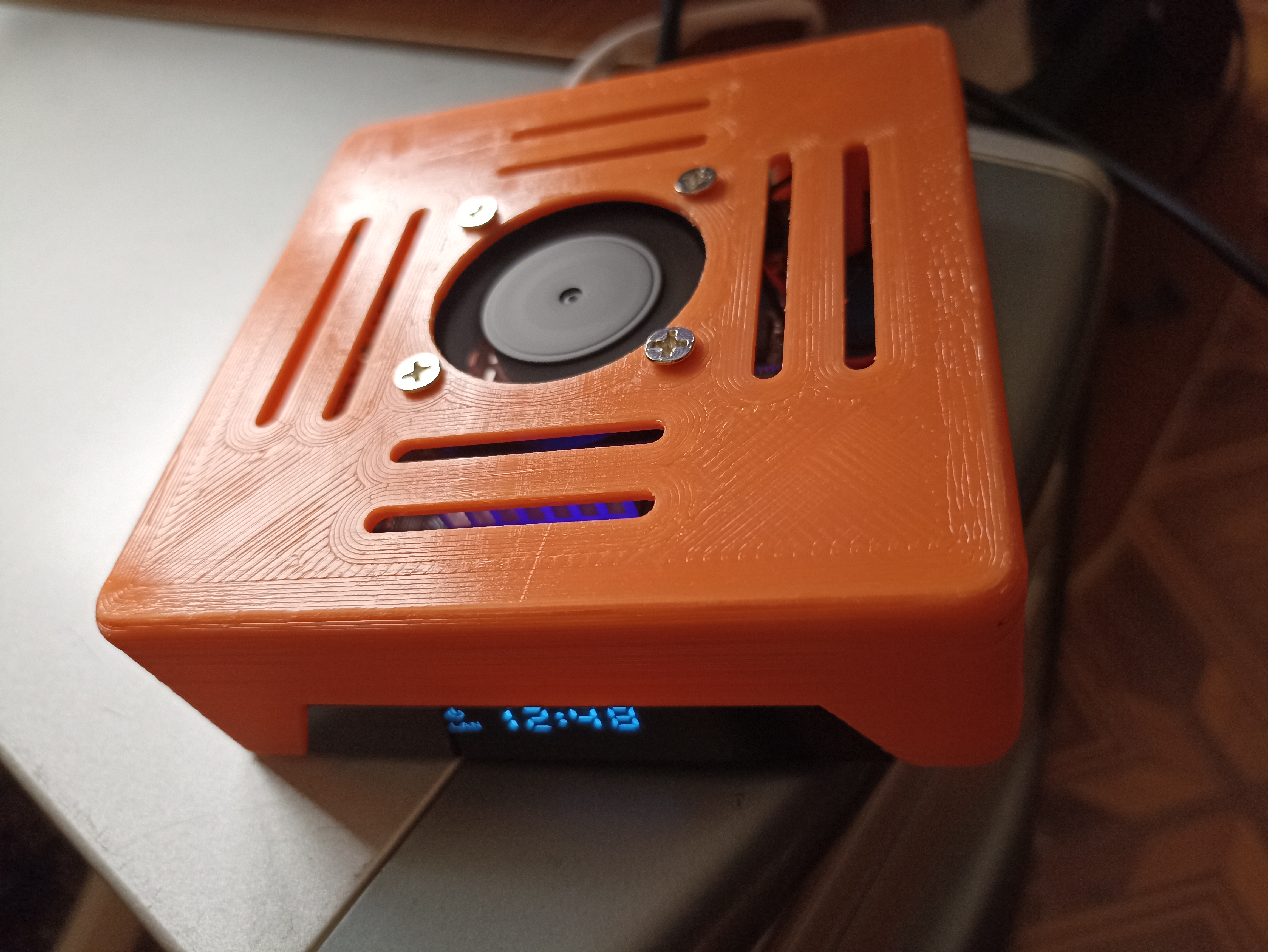 TV ayarı için kolordu x88pro10 üfleme ile (Plastik Aparattır!!!)