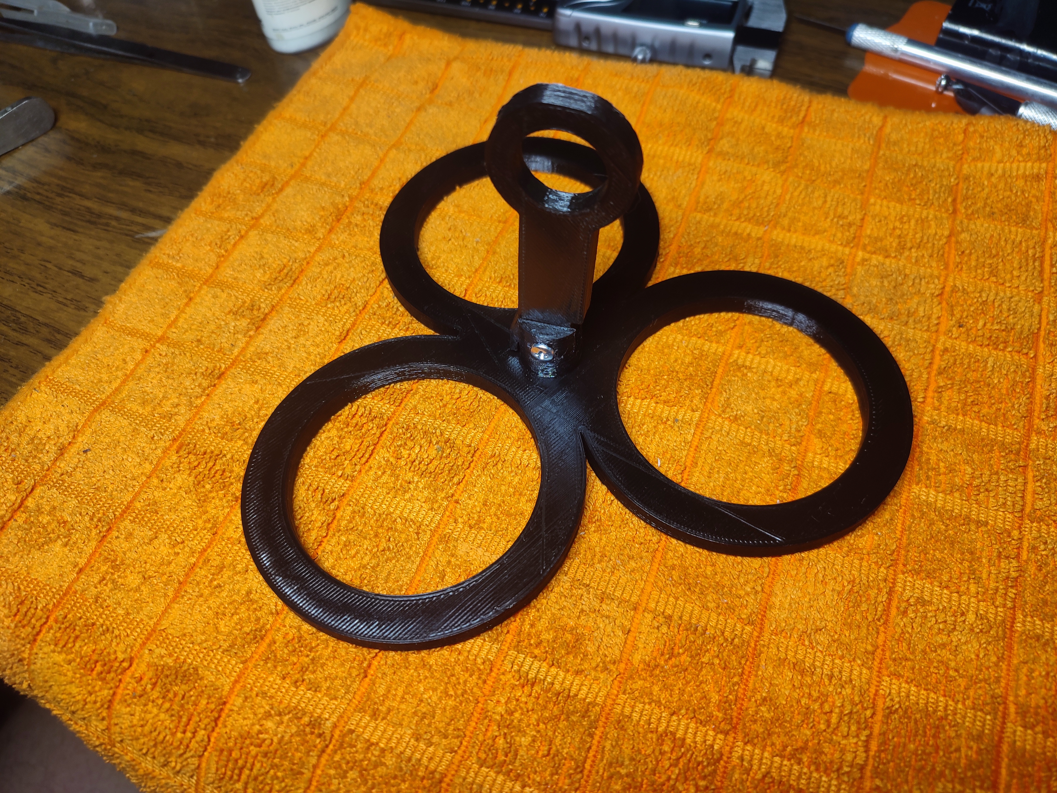 3 fincan kahve sahibi (Plastik Aparattır!!!)