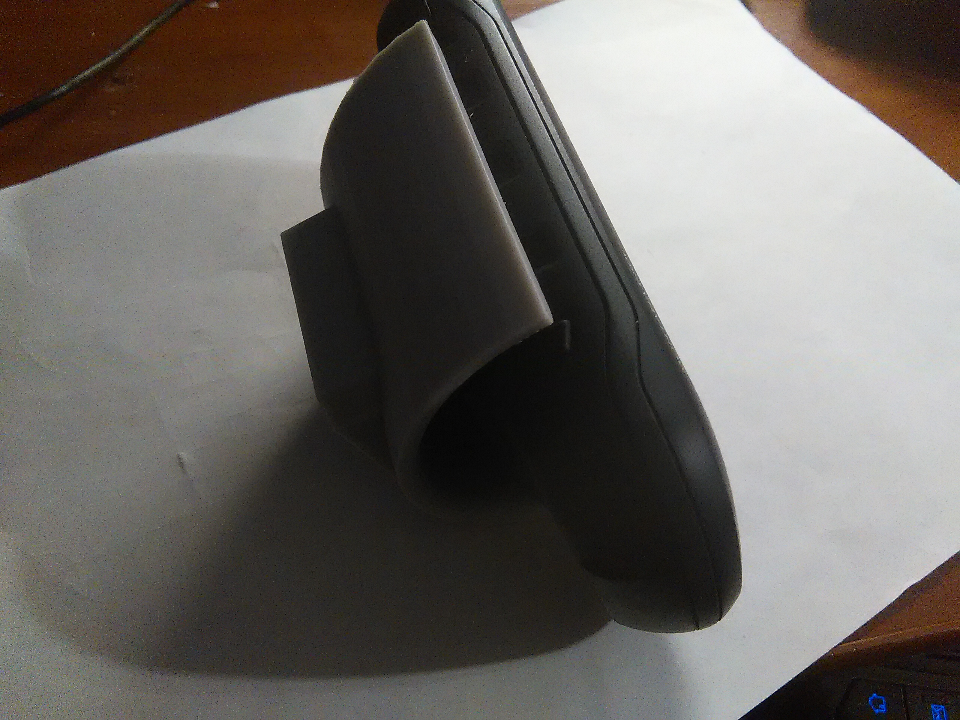 GPS Navigator Montana 680t (Garmin) (Plastik Aparattır!!!)