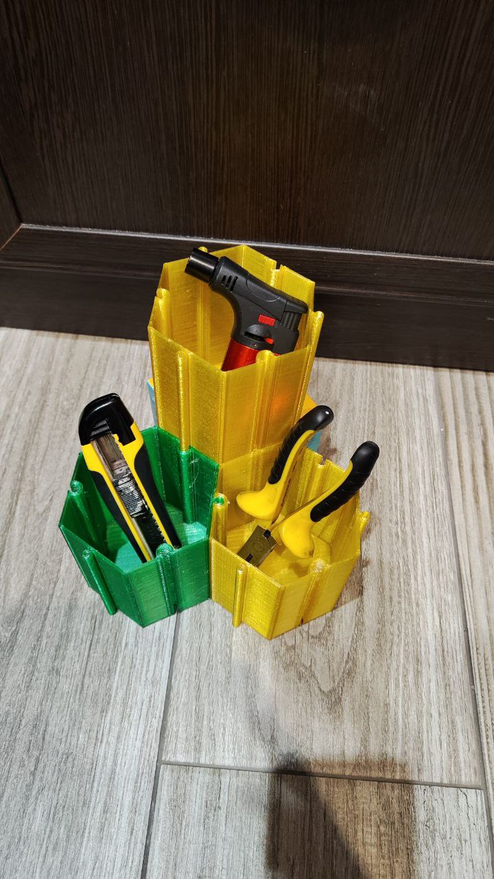 "Petek" küçük şeyler için form (Plastik Aparattır!!!)