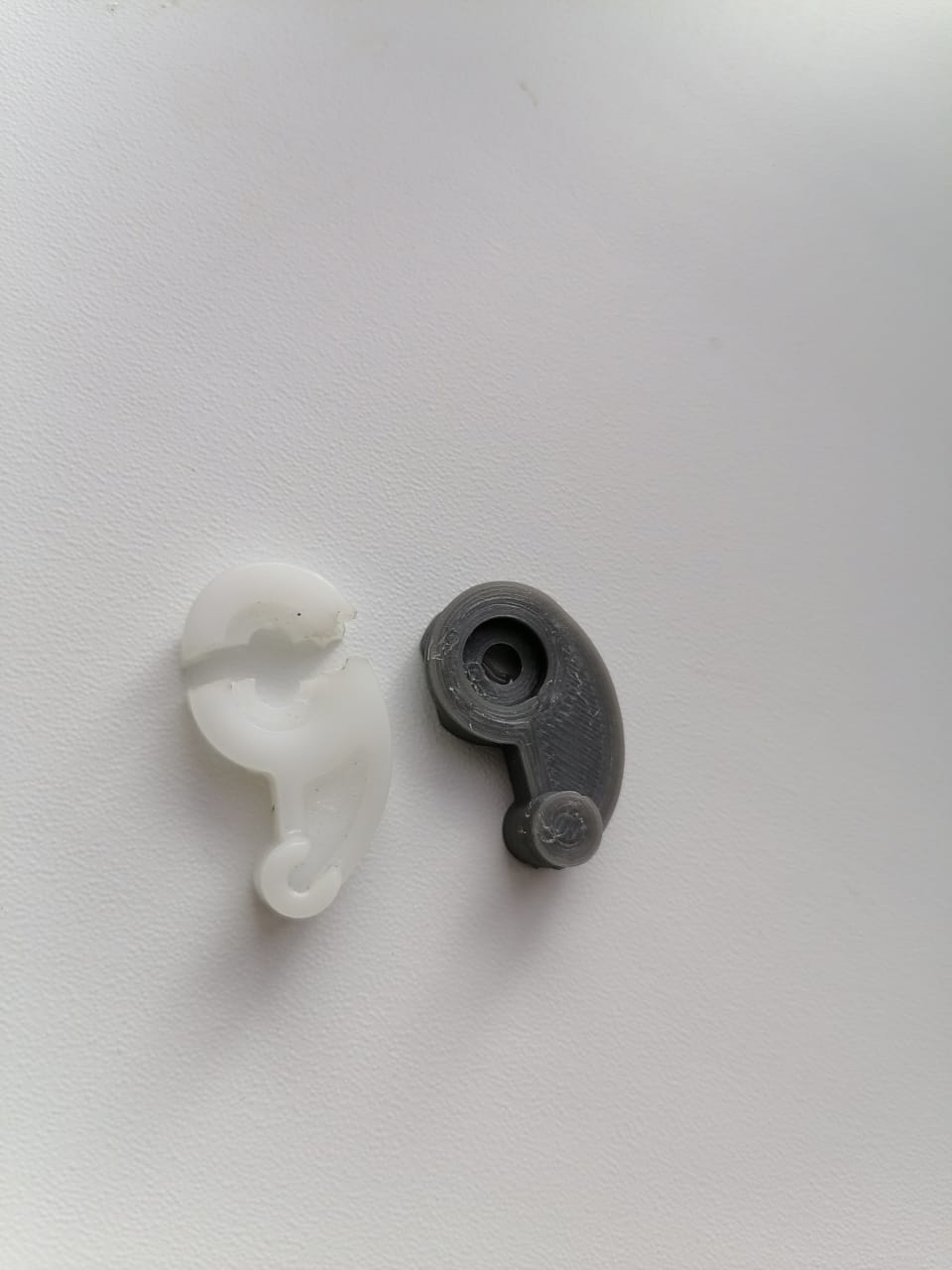 Arka Kapı Kilidi Mights Mitsubishi Outlander XL (Plastik Aparattır!!!)