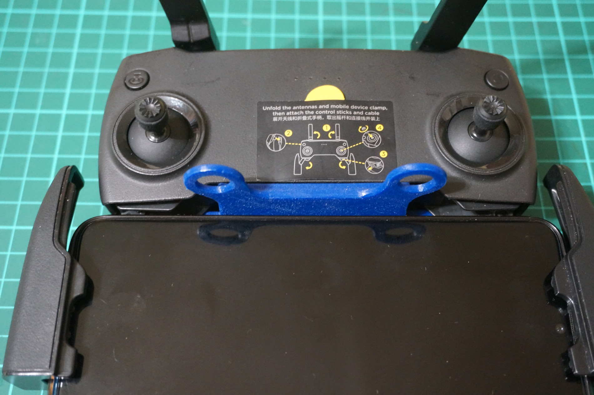 DJI Mini Uzaktan Kumanda Tutucu, Kanat Bıçaklar (Plastik Aparattır!!!) DJI Mini Uzaktan Kumanda Tutucu, Kanat Bıçaklar (Plastik Aparattır!!!)