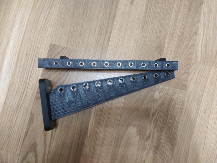 Onaylar için mobilya delme şablonu (7 mm matkap) (Plastik Aparattır!!!)