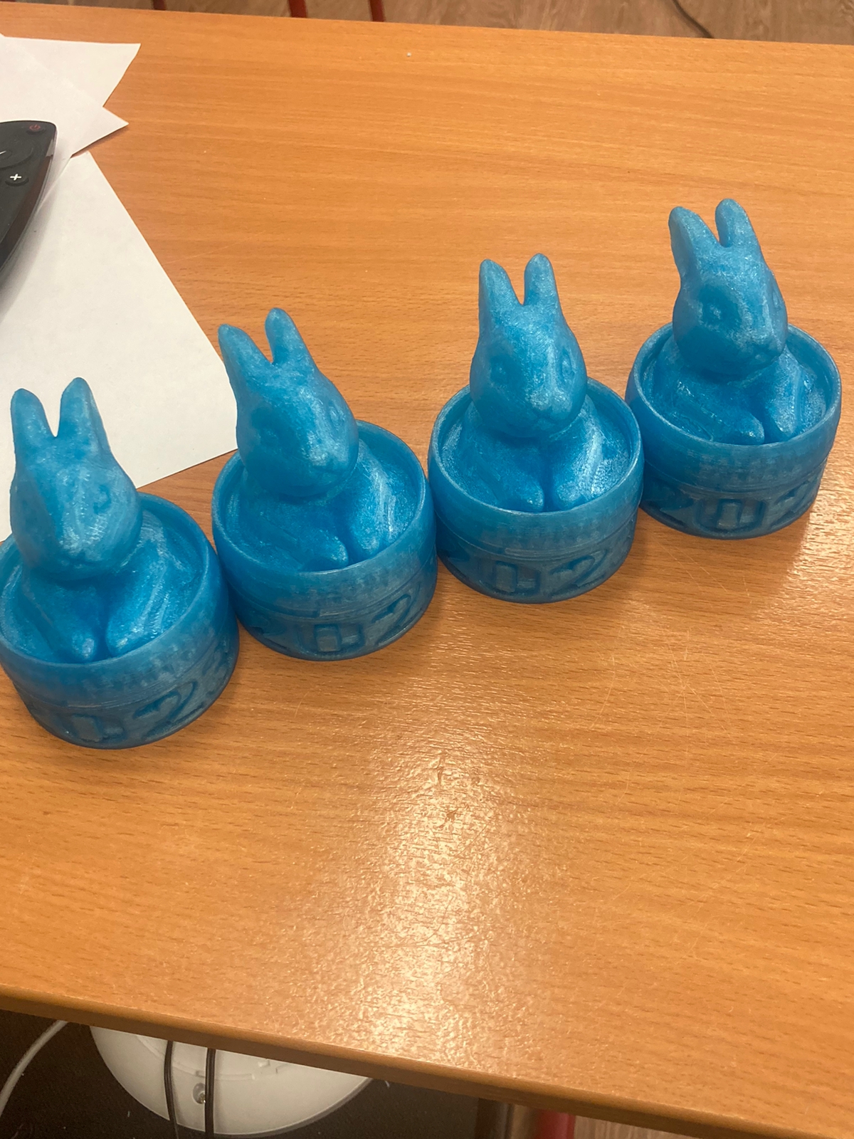 Yeni Yıl Kutusu Hare (Plastik Aparattır!!!)