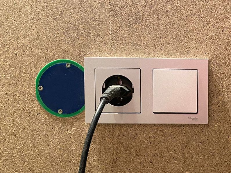 Hegel KU1202 (Plastik Aparattır!!!)