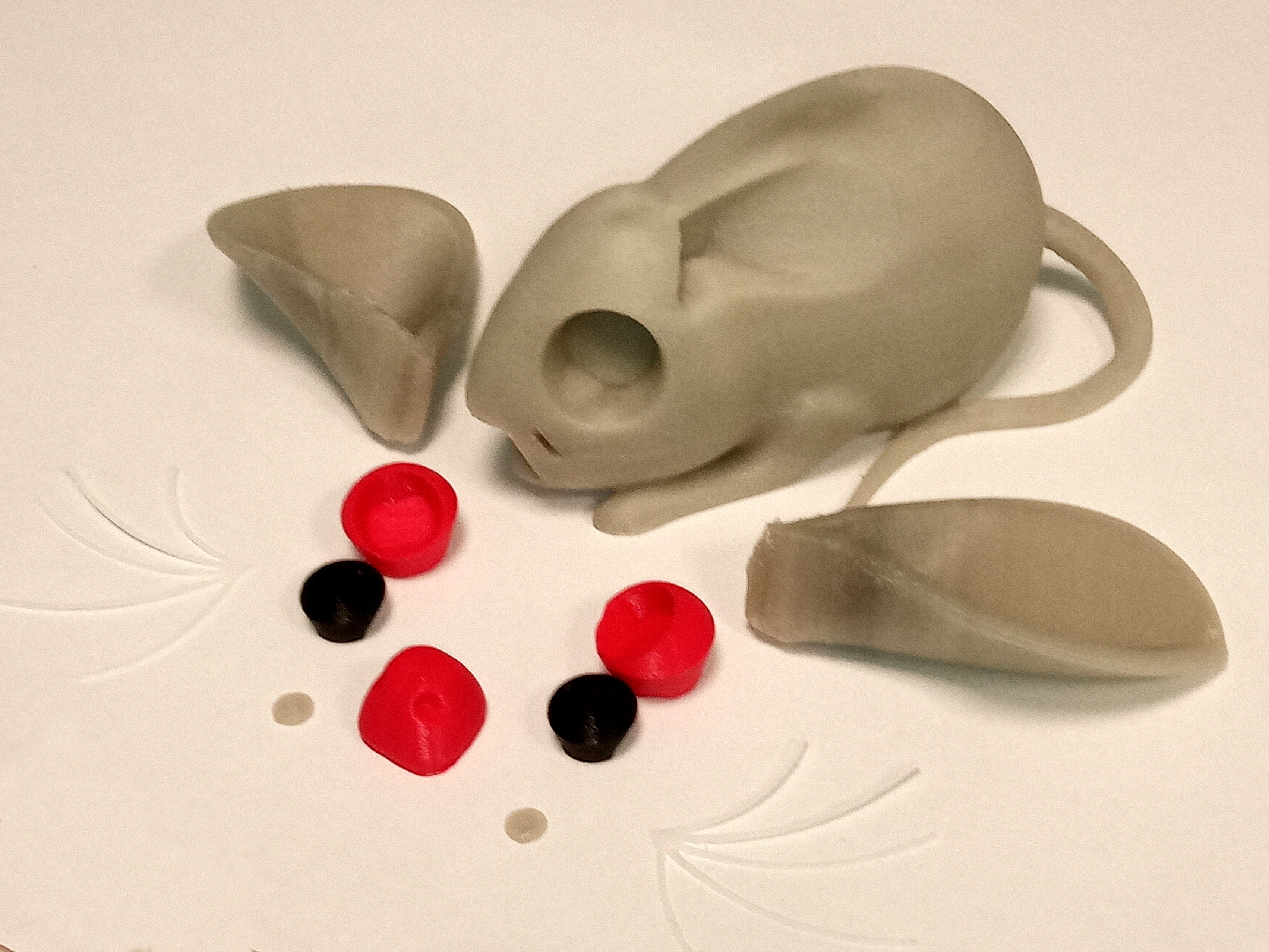 Мышка Мышуня