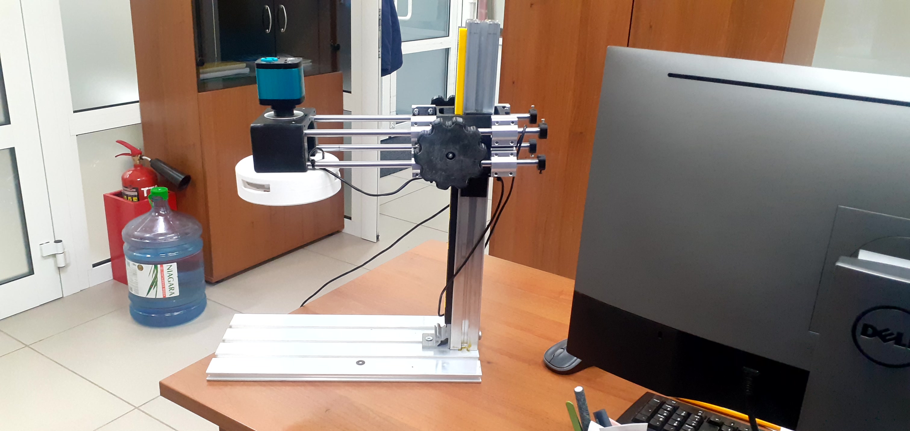 Кронштейн для цифрового микроскопа