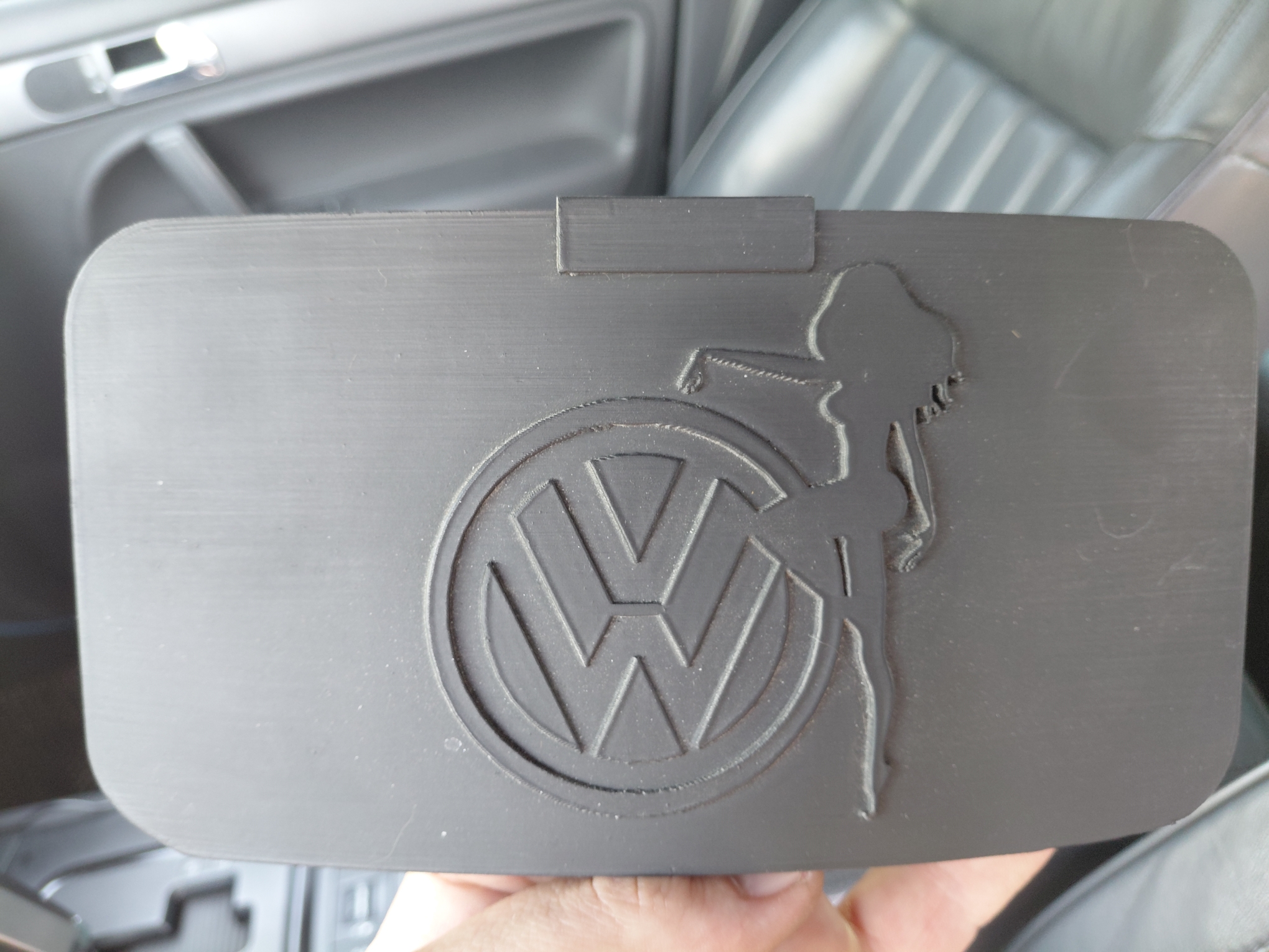 Volkswagen Touareg 1 крышка подстаканника