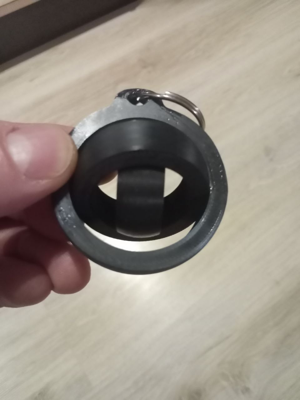 Спинер, детская игрушка