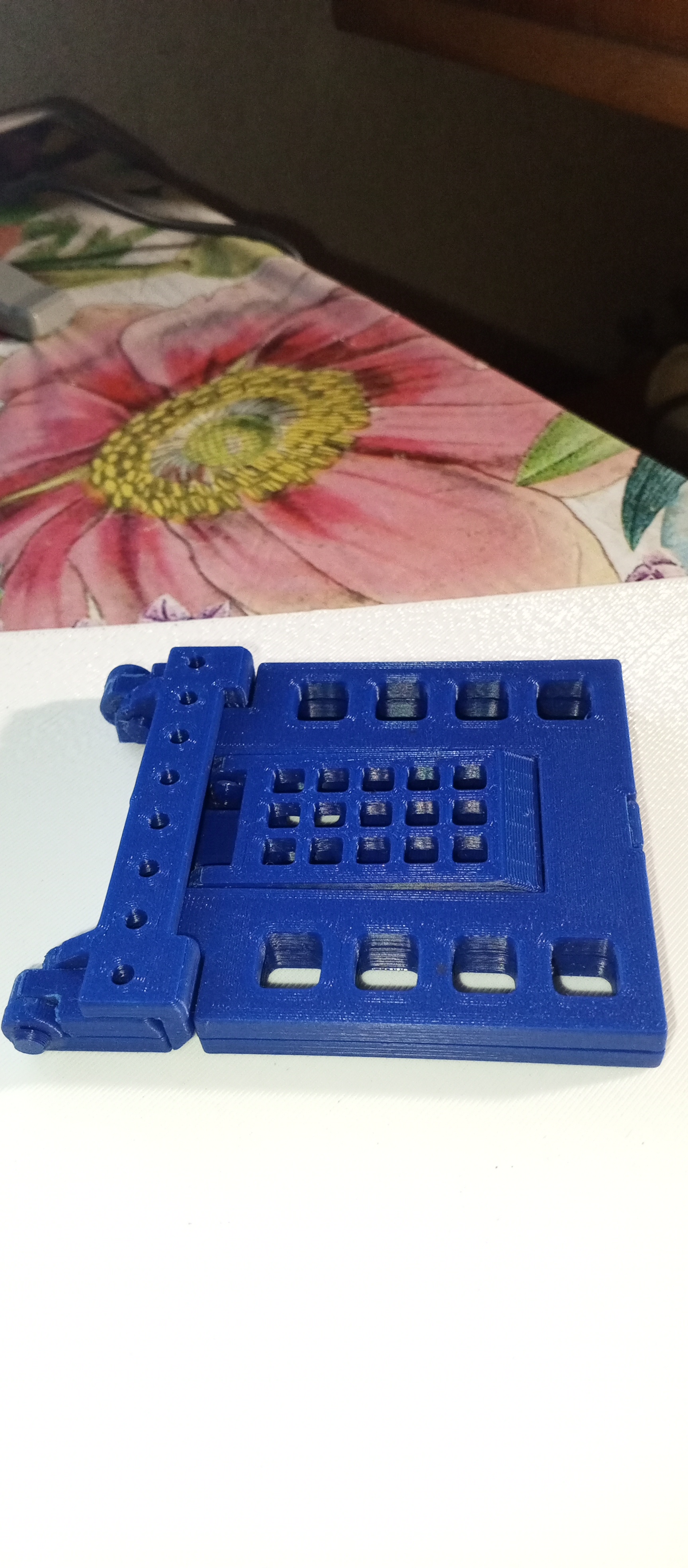 Раскладная подставка для телефона