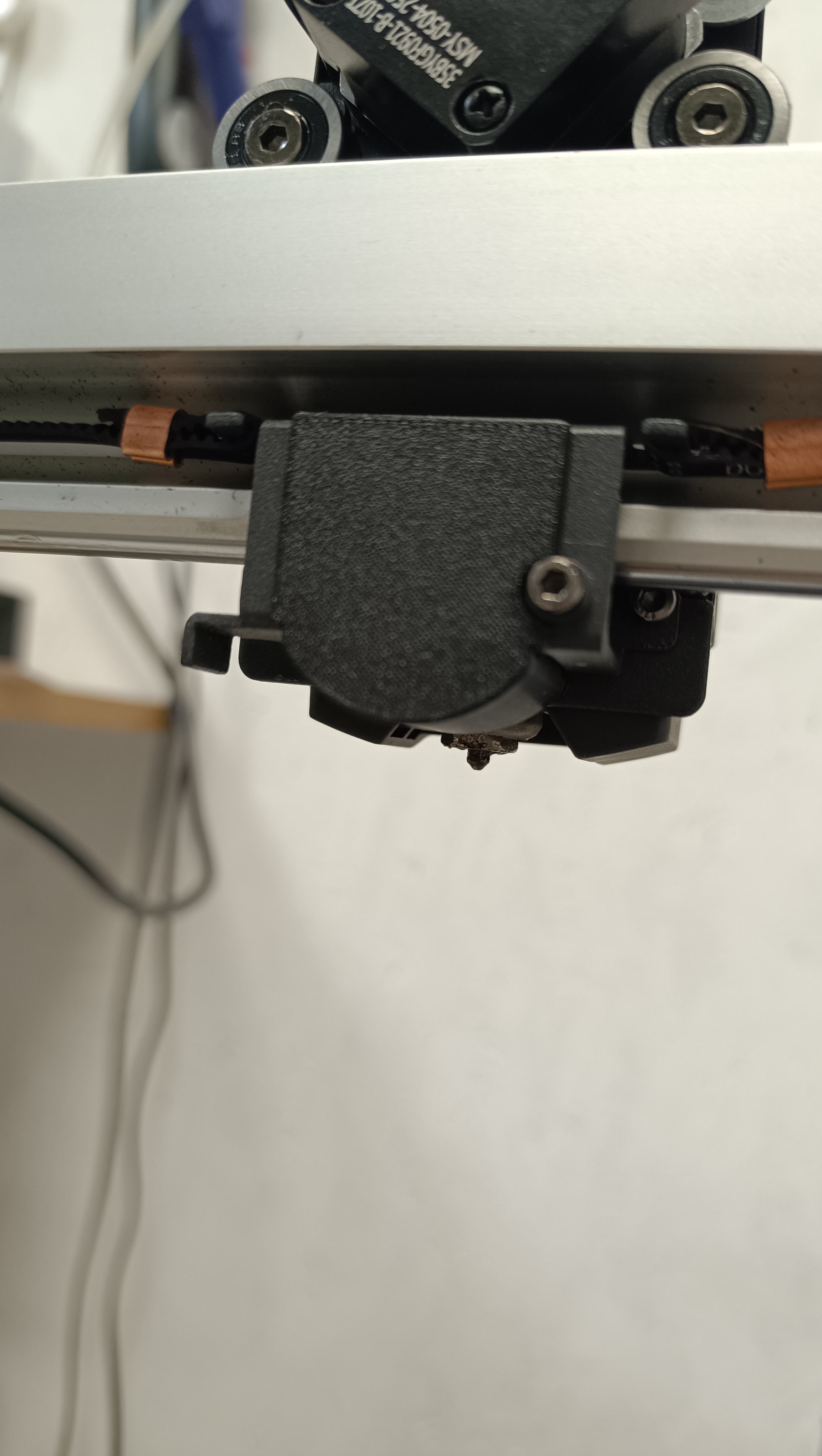 Защитный кожух нижнего ролика головы Кобра 3 Max