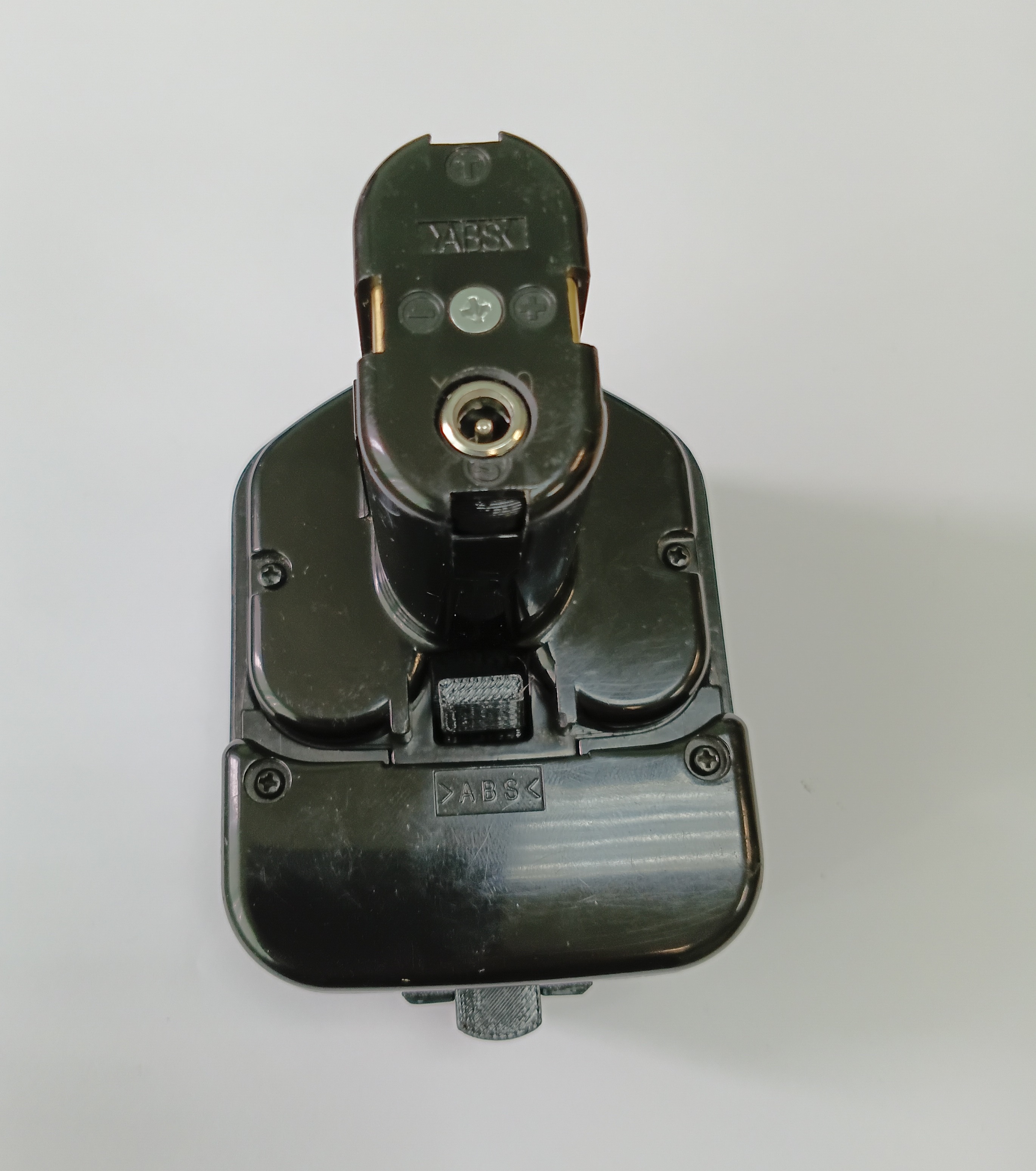 переделка корпуса АКБ HITACHI 12 вольт на Li-ion 18650