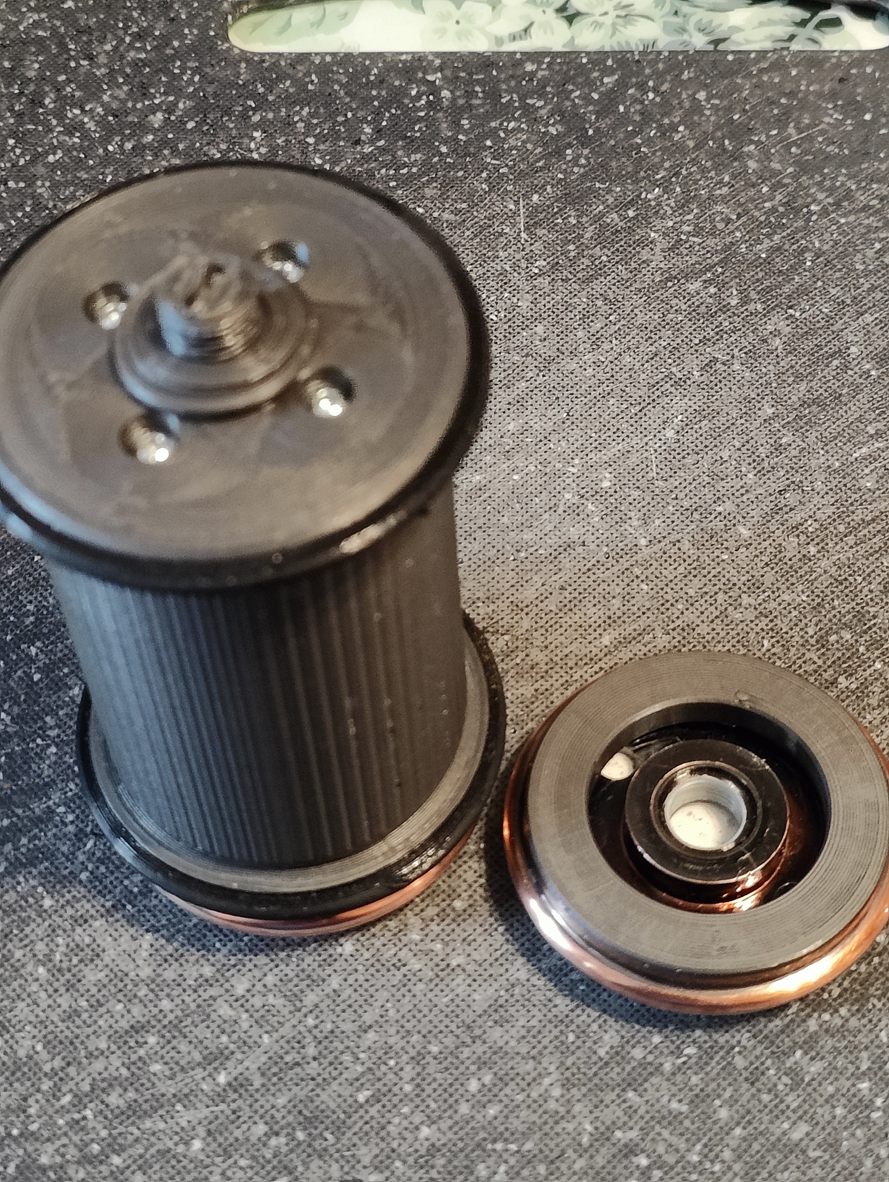 Роликовая точилка с планетарным редуктором и передаточным отношением 1:3