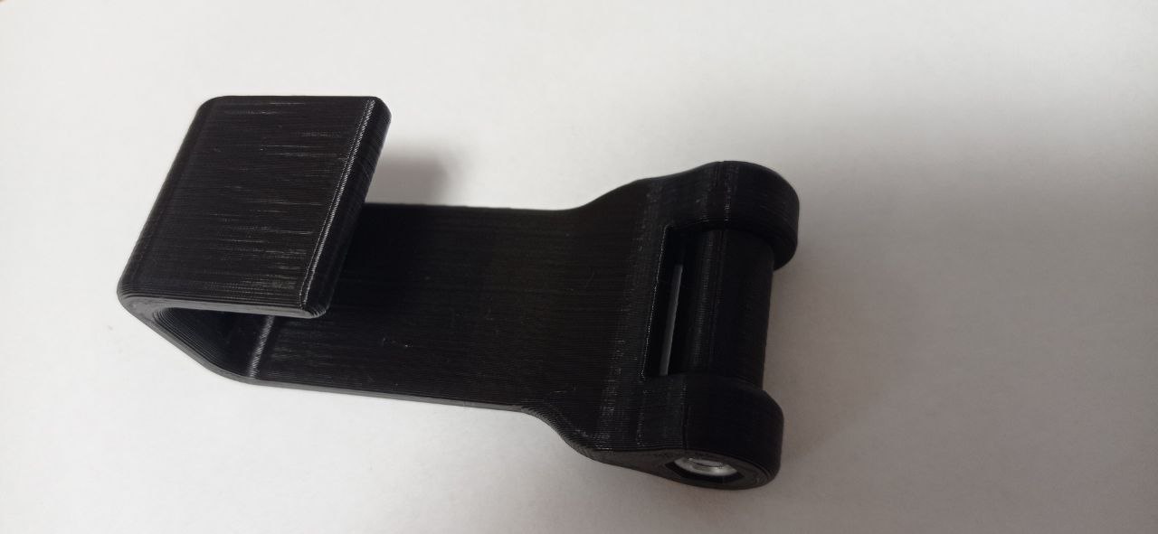 Крюк для фиксации пола багажника Geely Monjaro