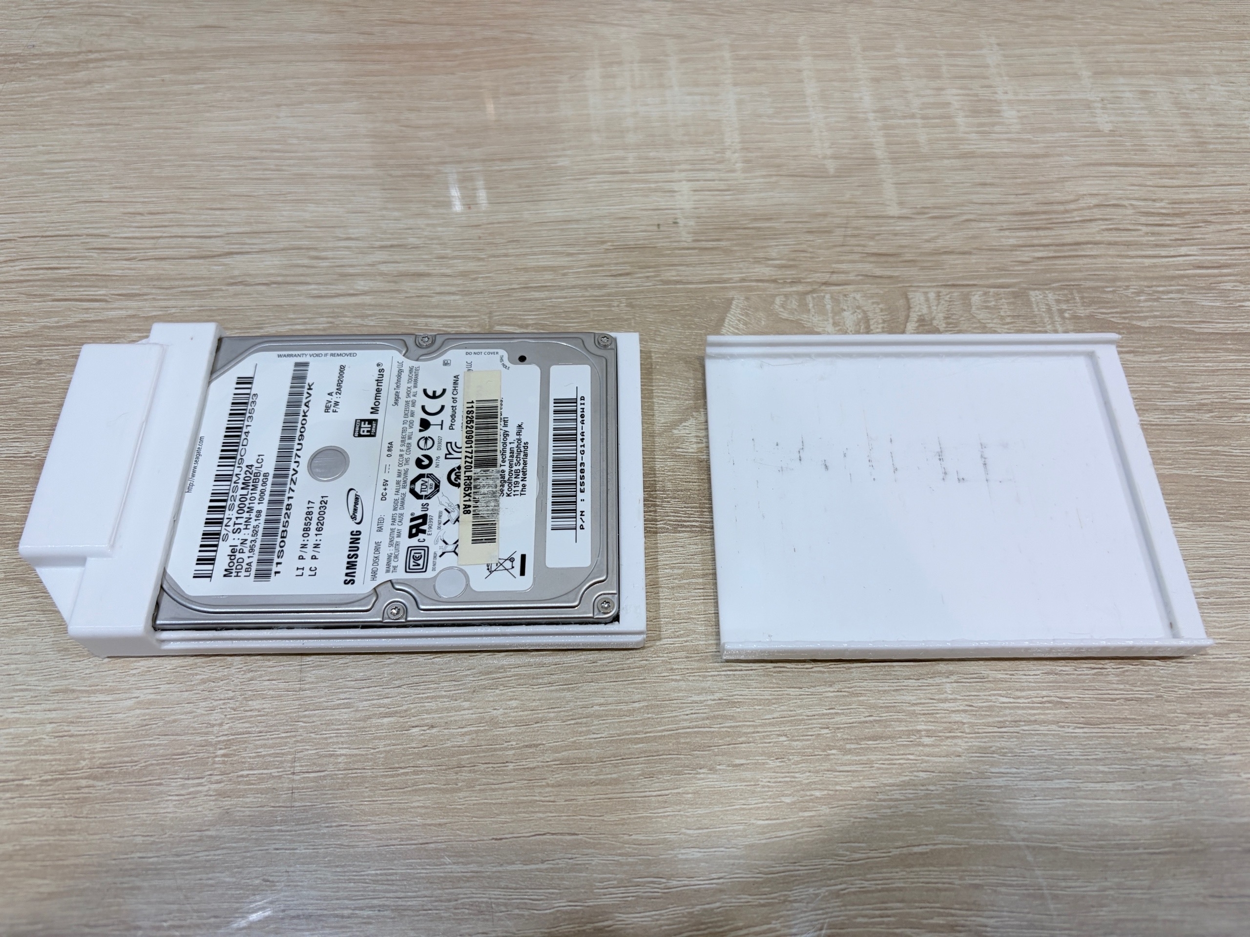 Корпус  для жесткого диска (HDD)