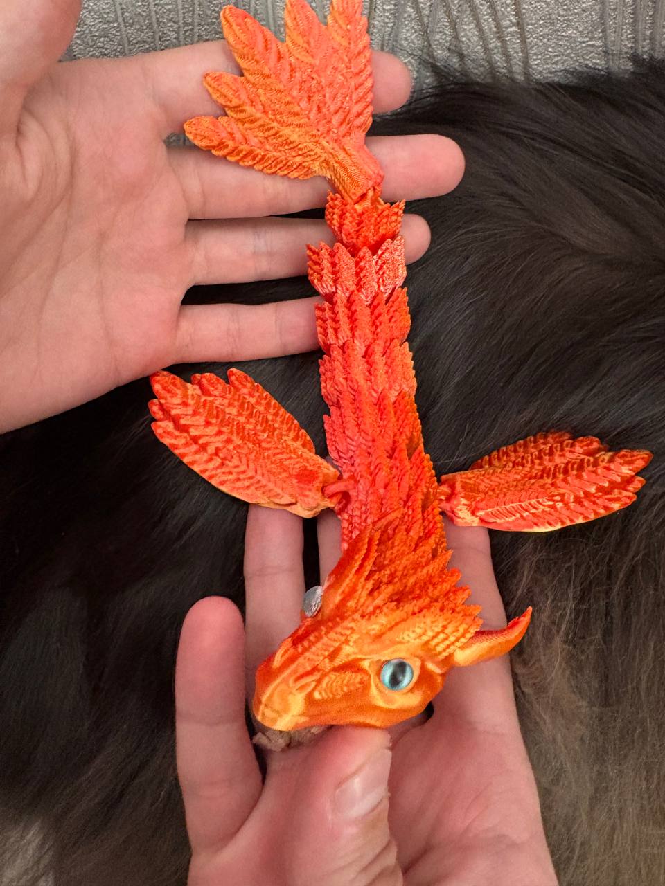 Пернатый дракон. Подвижная игрушка. Пернатый дракон. Подвижная игрушка.