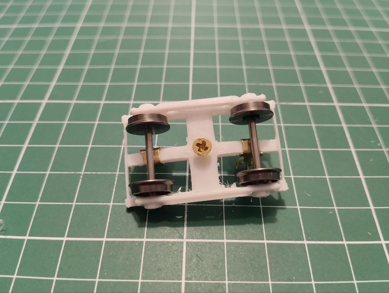 Сборная модель маневрового тепловоза ЧМЭ-2 1/87