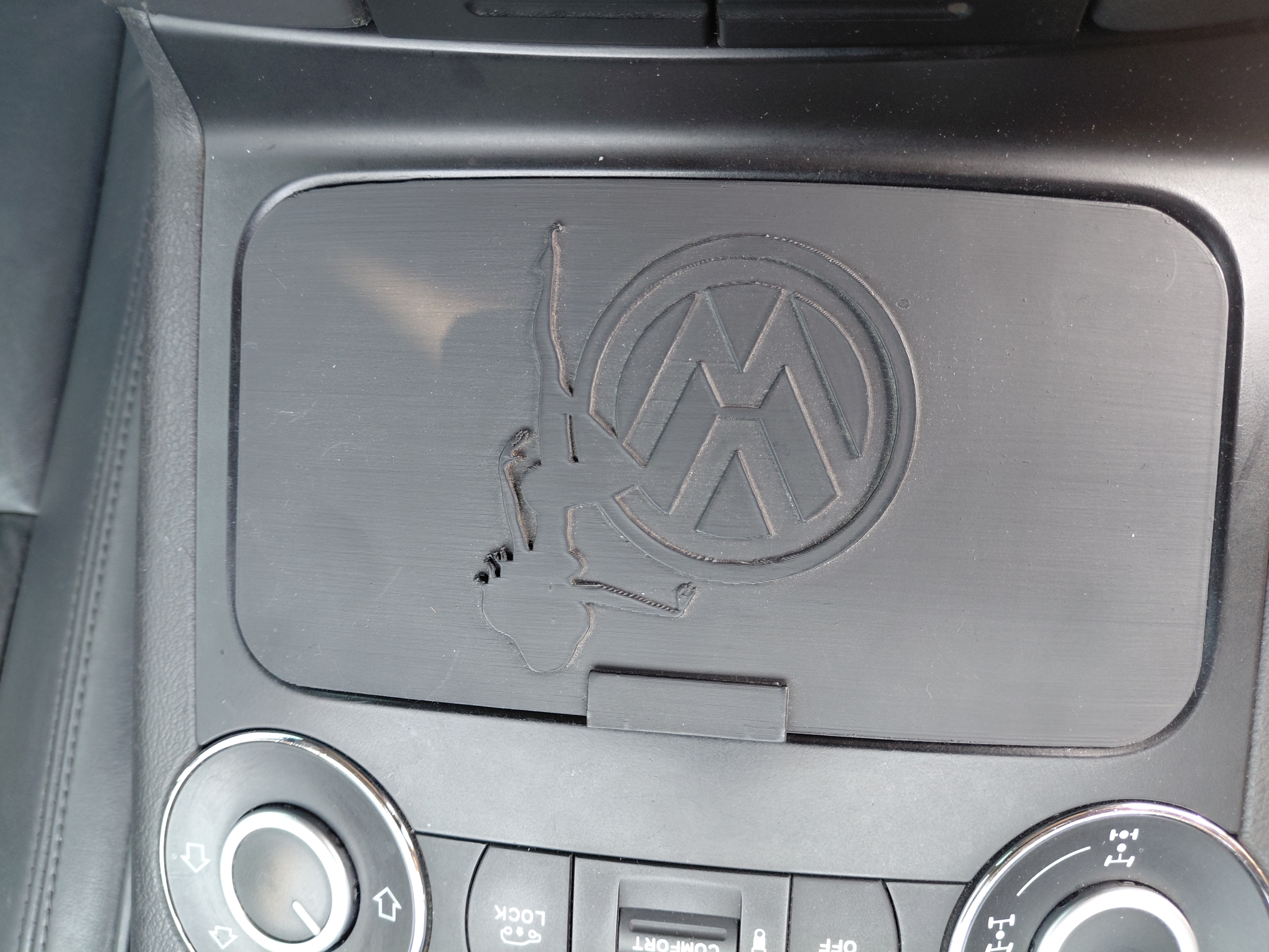 Volkswagen Touareg 1 крышка подстаканника
