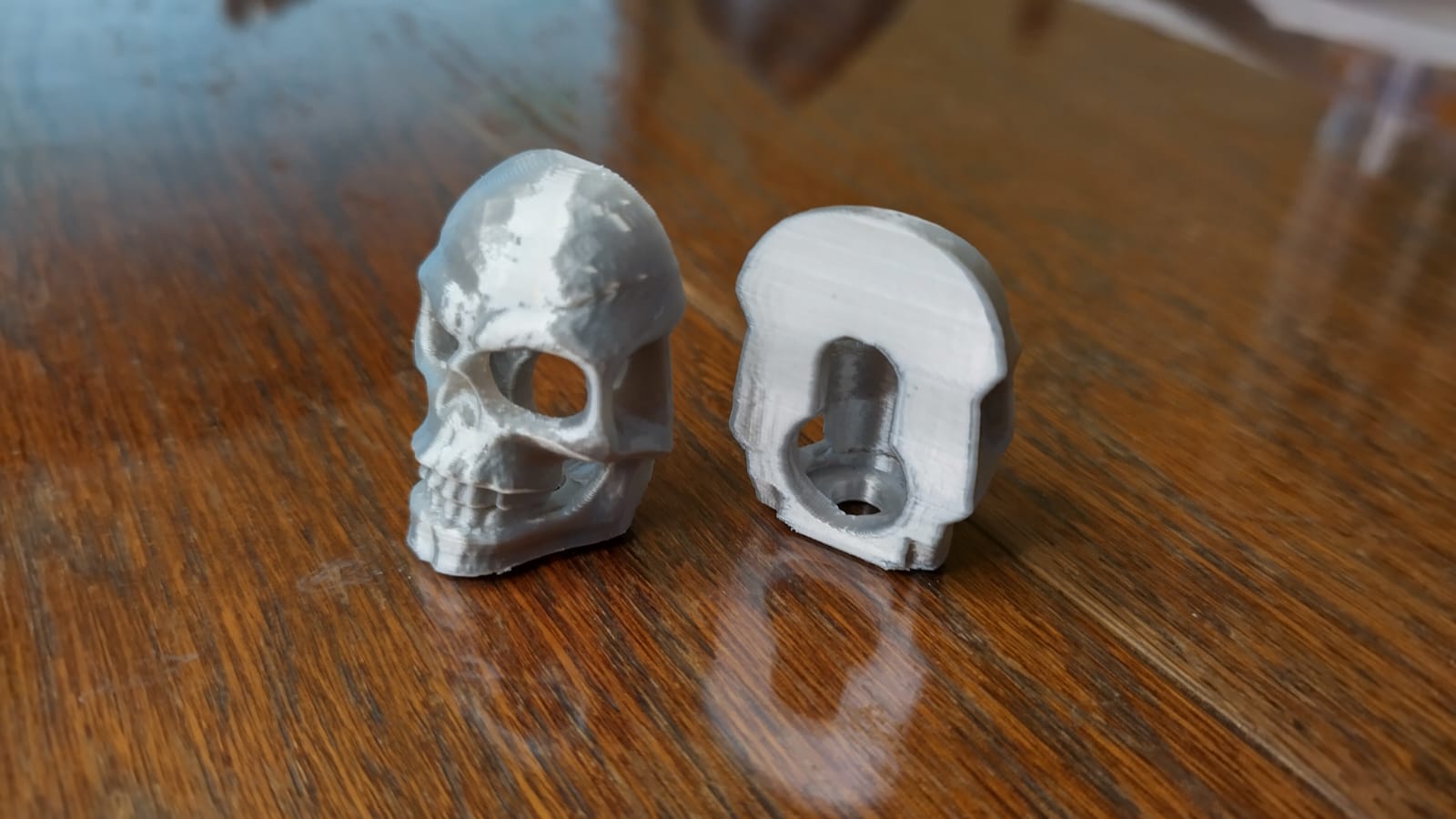 крепление подвеса задней полки в хэтчбек *череп*