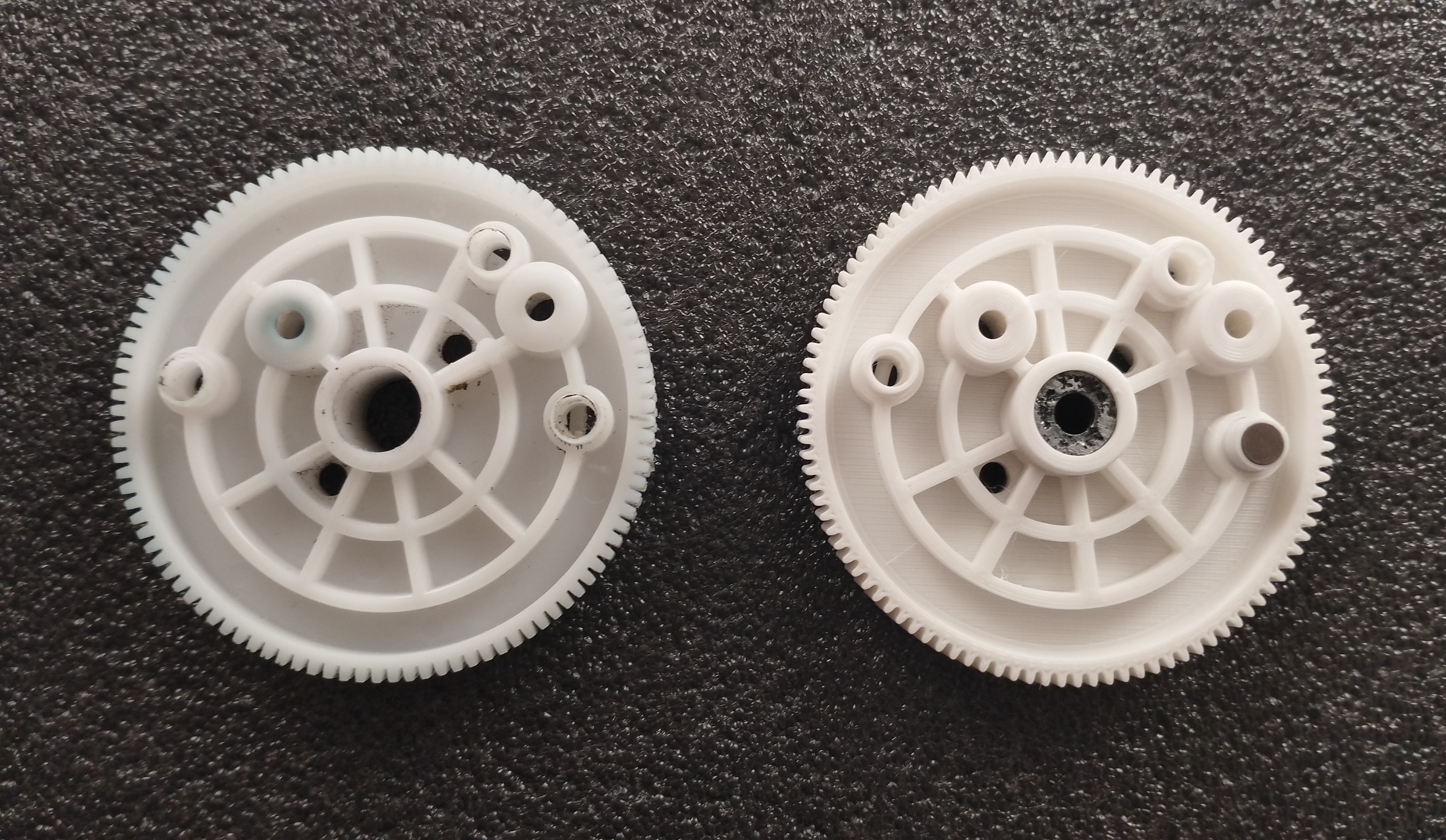 Шестерня редуктора заднего стеклоочистителя (Lada-Калина)