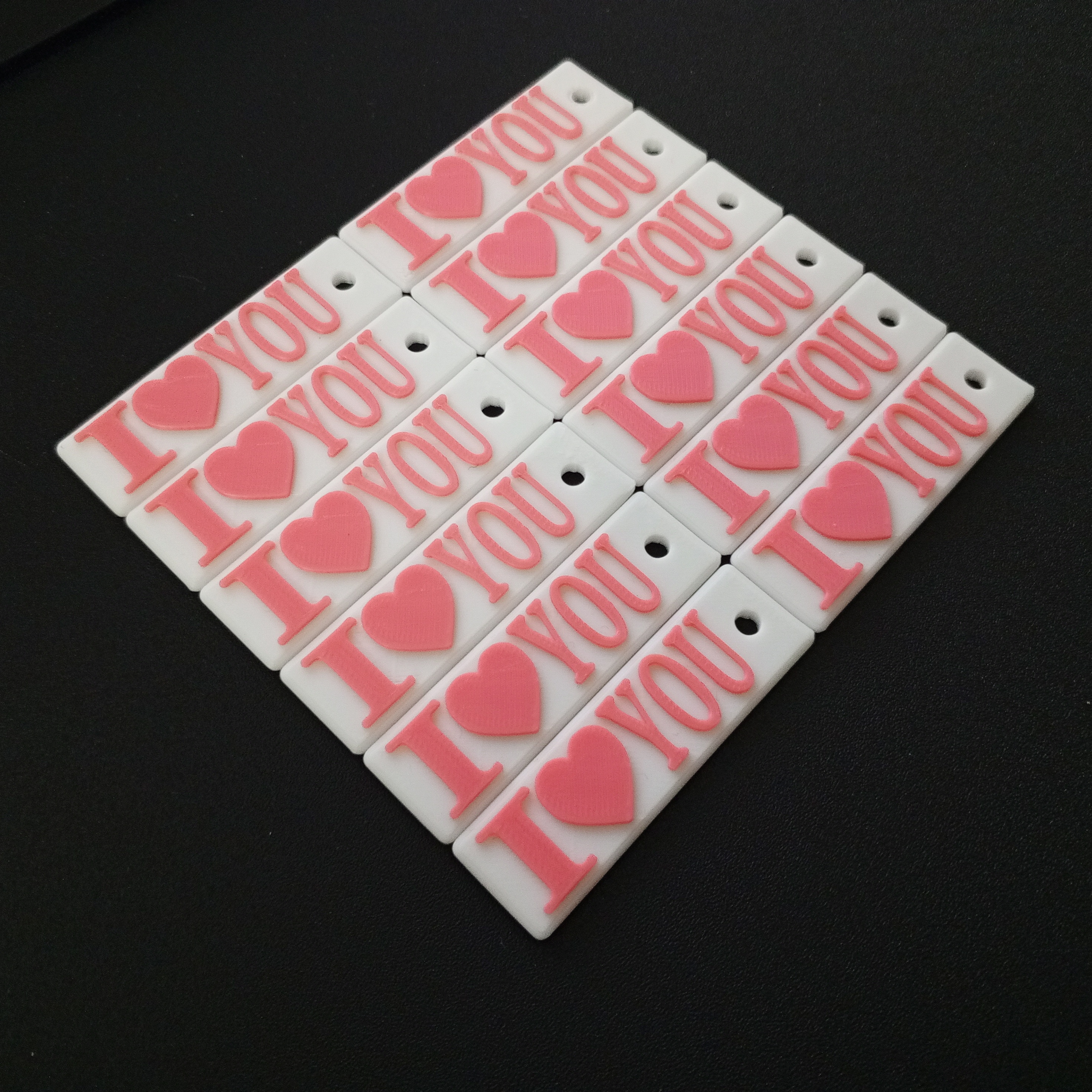 Брелок I love you — стильный аксессуар / декоративный подарок | аксессуар для ключей