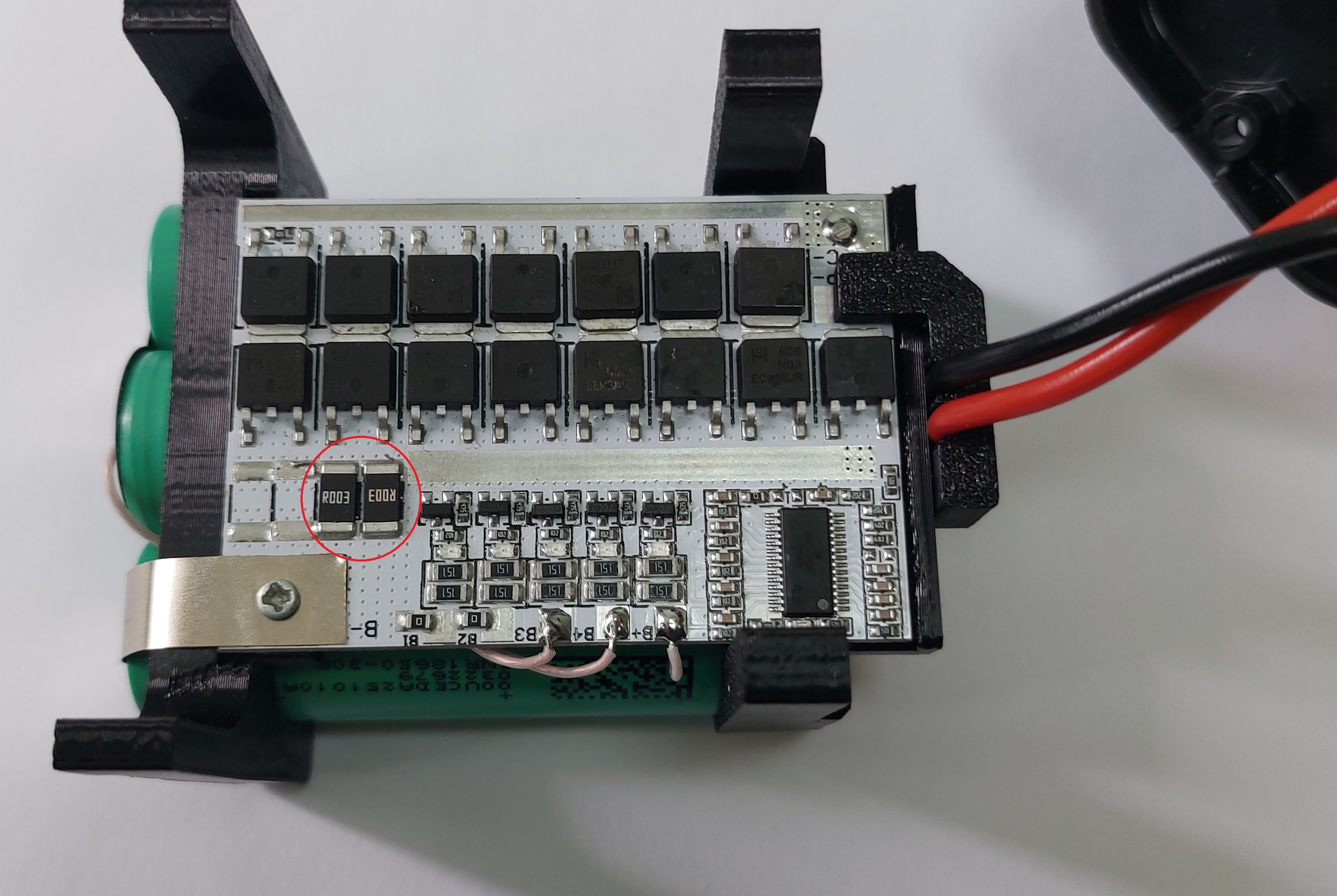 переделка корпуса АКБ HITACHI 12 вольт на Li-ion 18650