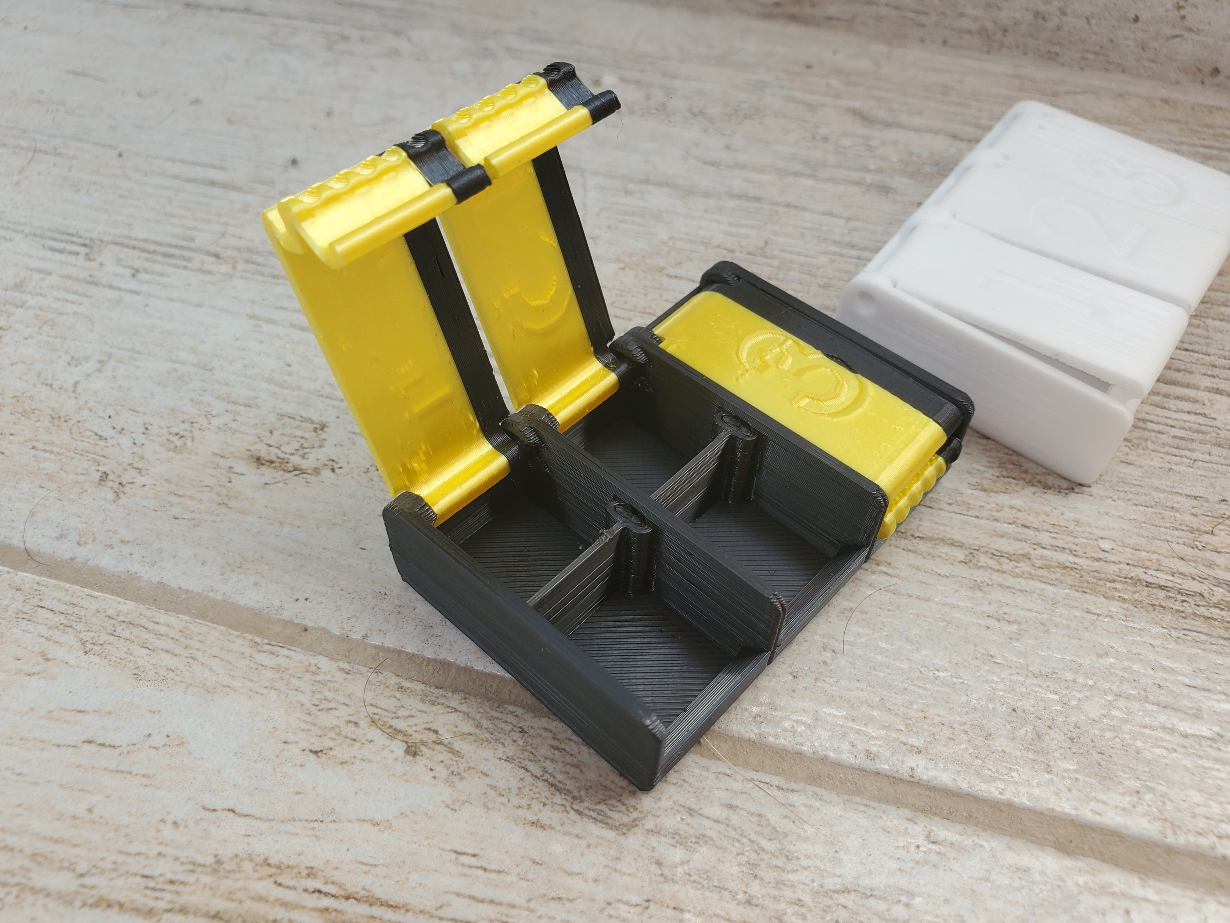 Таблетница-контструктор