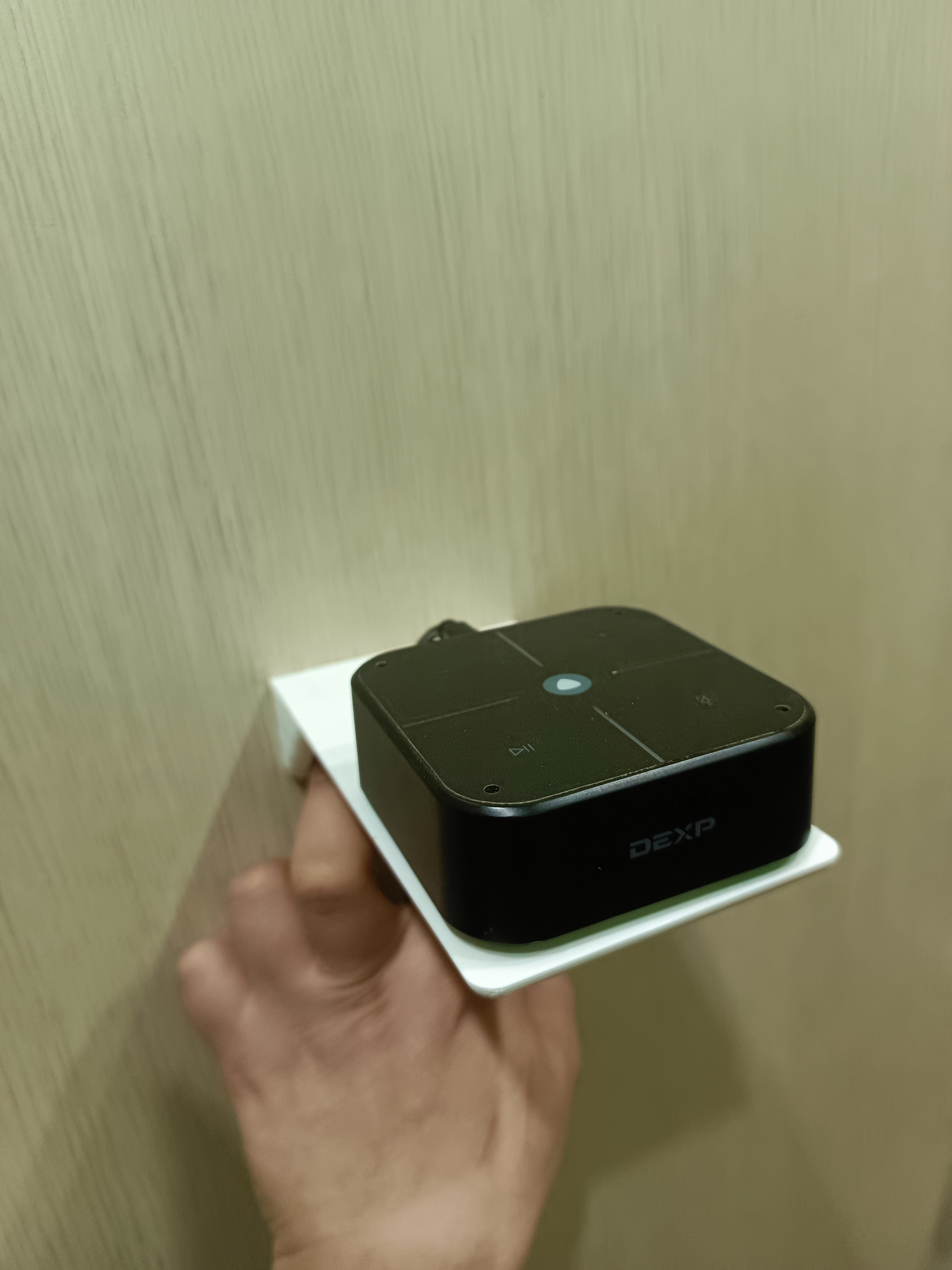 DEXP smartbox полка под Алису