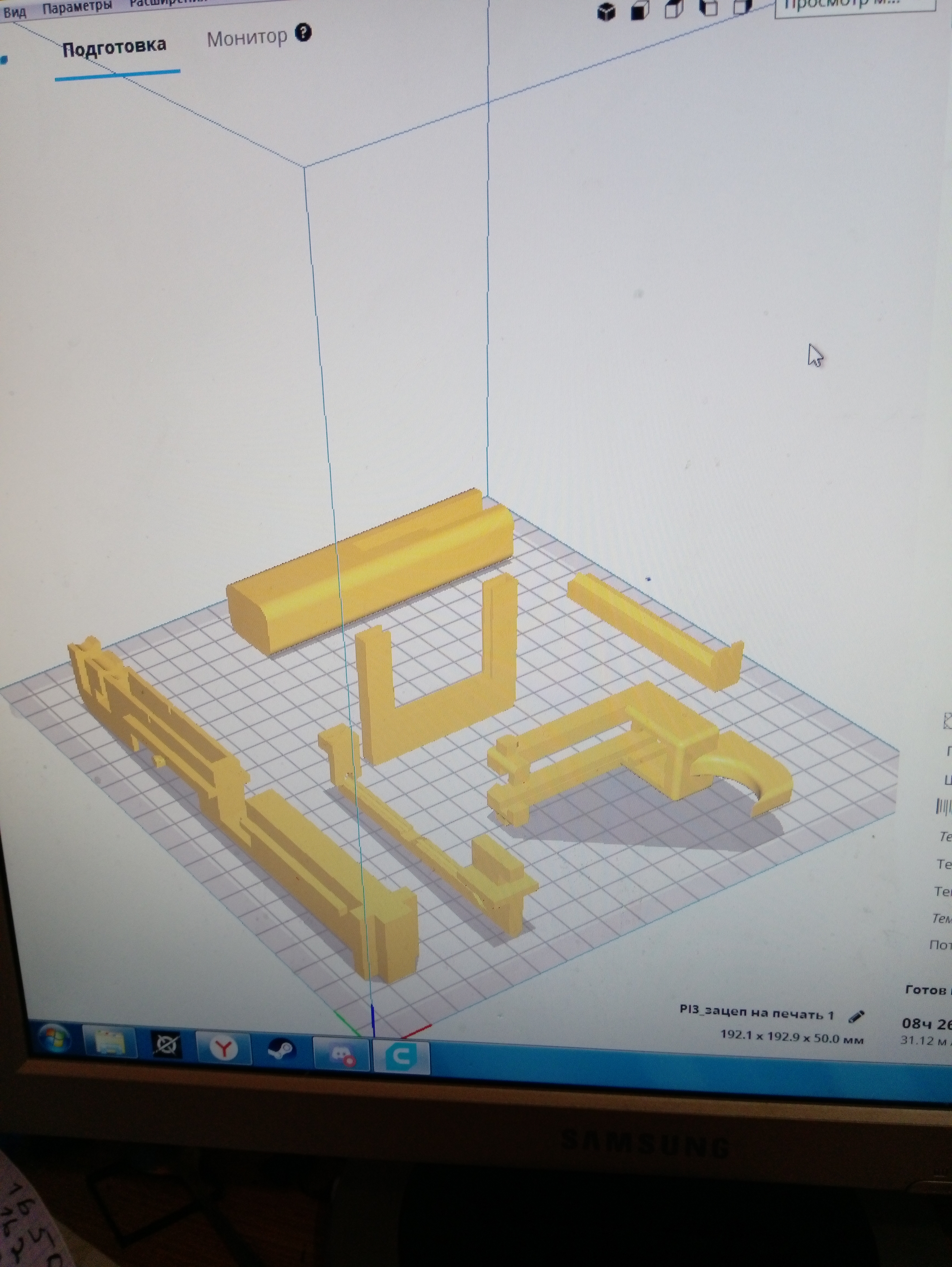Арбалет скорострельный для зубочисток и болтов из ватных палочек.