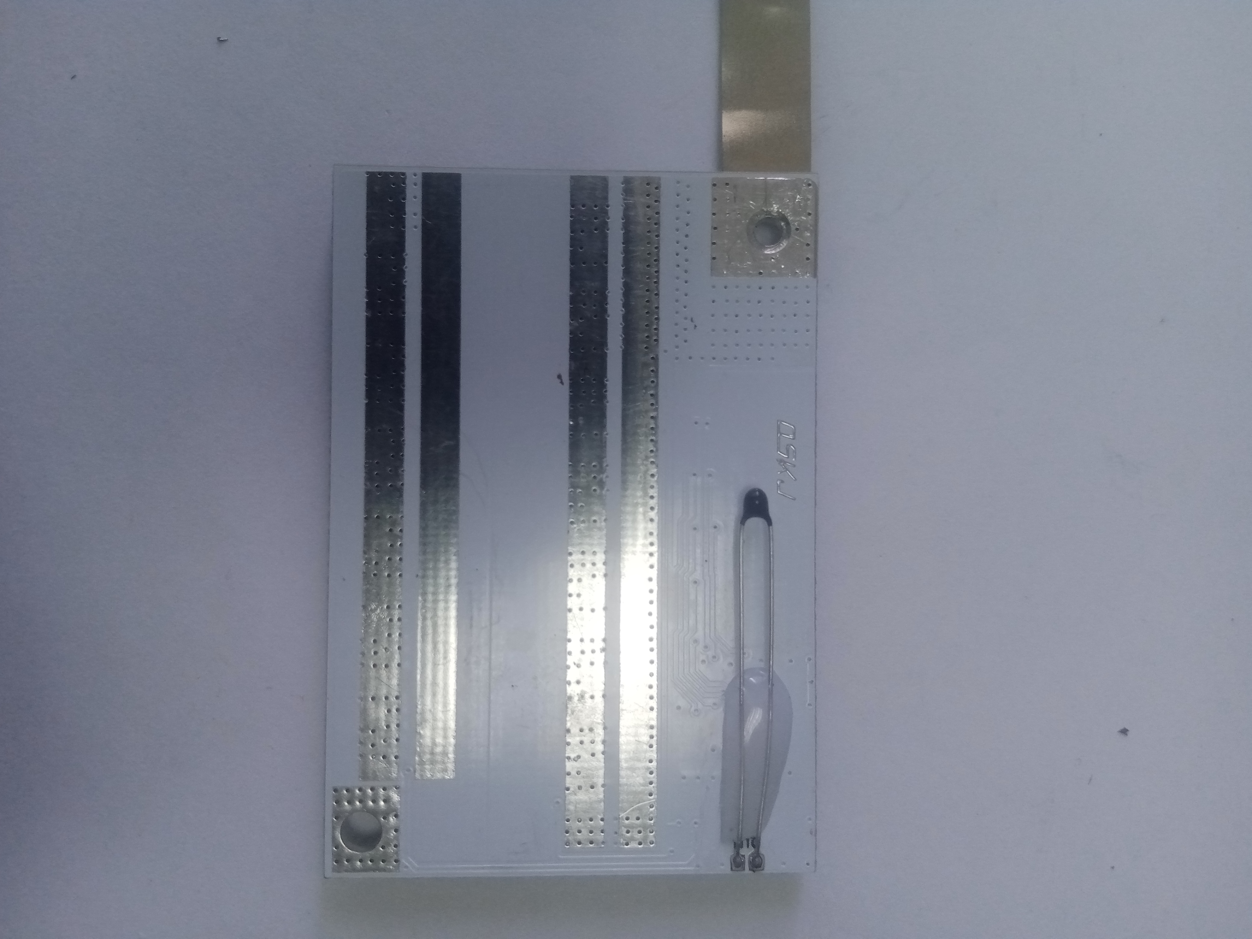 переделка корпуса АКБ HITACHI 12 вольт на Li-ion 18650