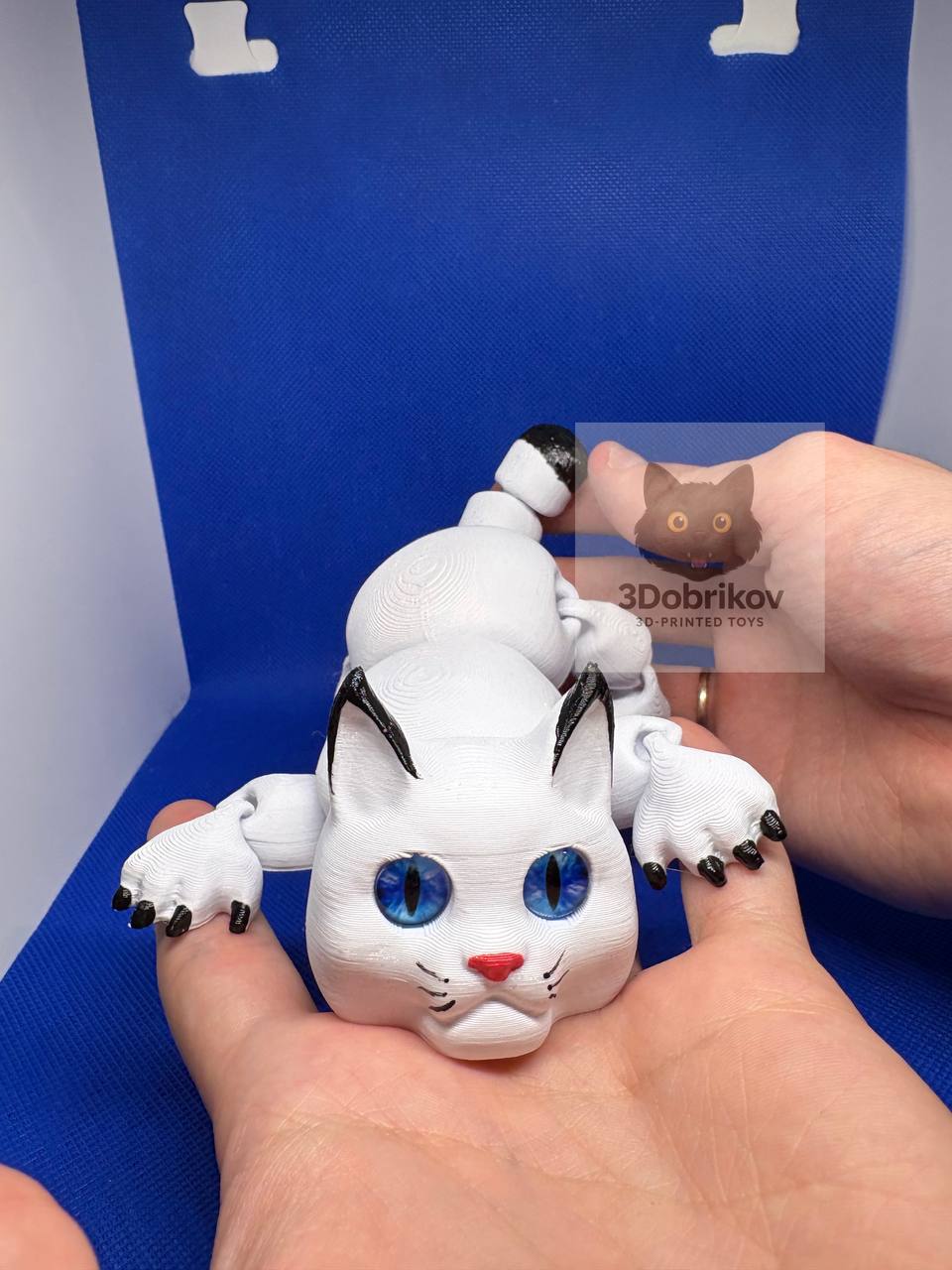 Мейнкун и рысь. Подвижные игрушки. Шарнирные котята.