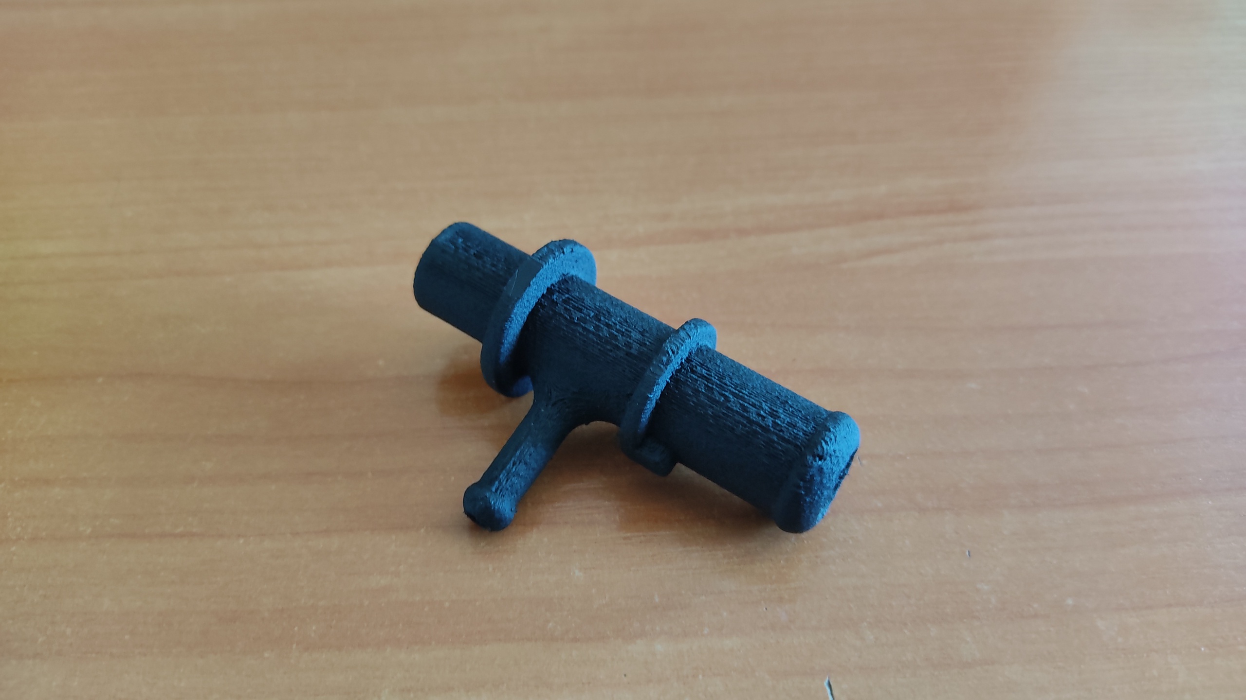 Тройник корпуса воздушного фильтра автомобиля Fiat Albea