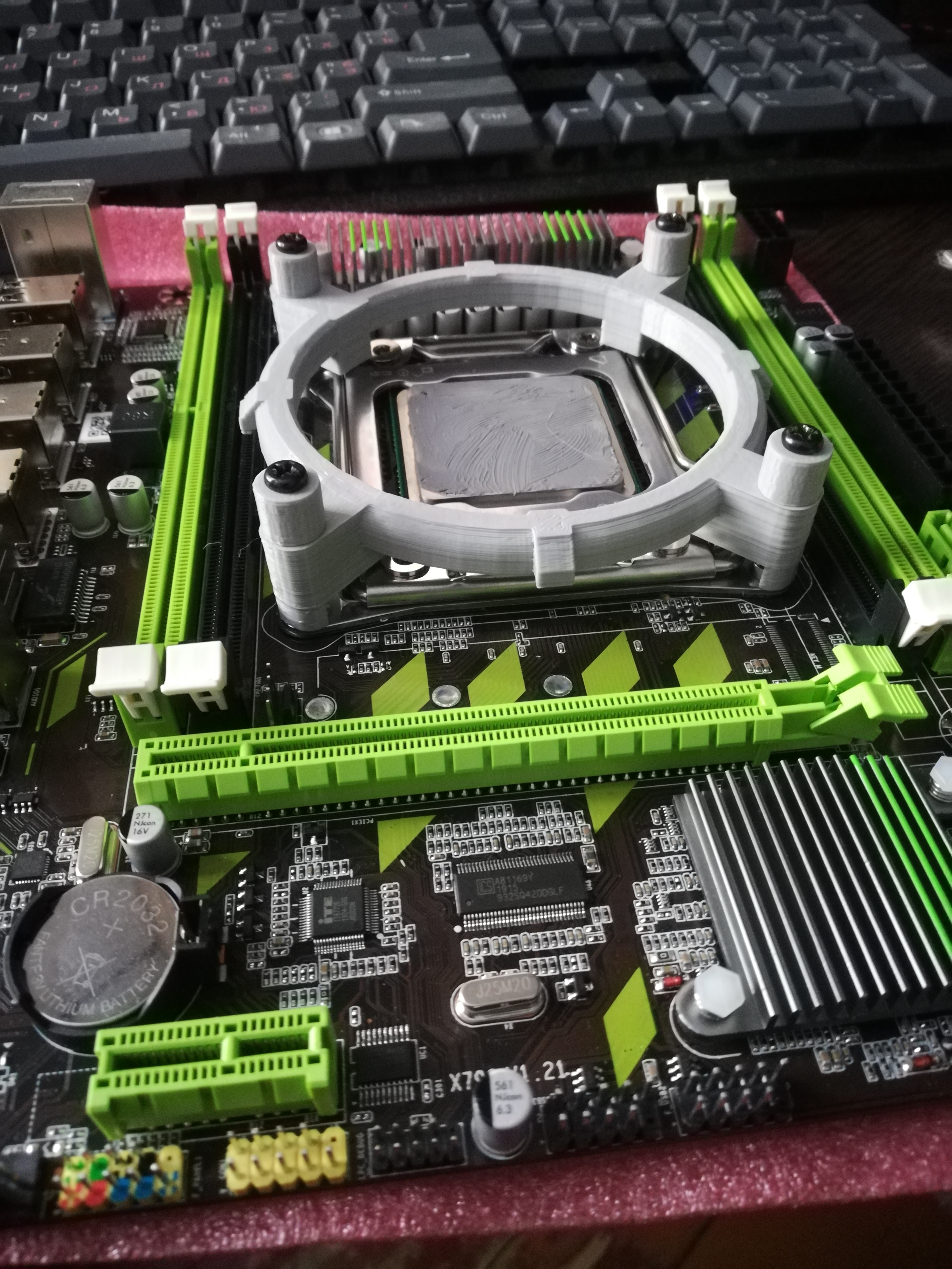 Крепление для кулера LGA 2011 (1366). Переходник с 2011 на AMD.