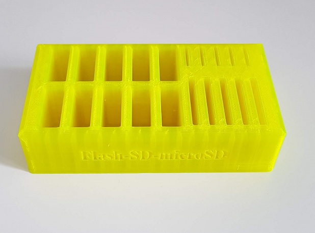 Органайзер для флешек, SD и microSD