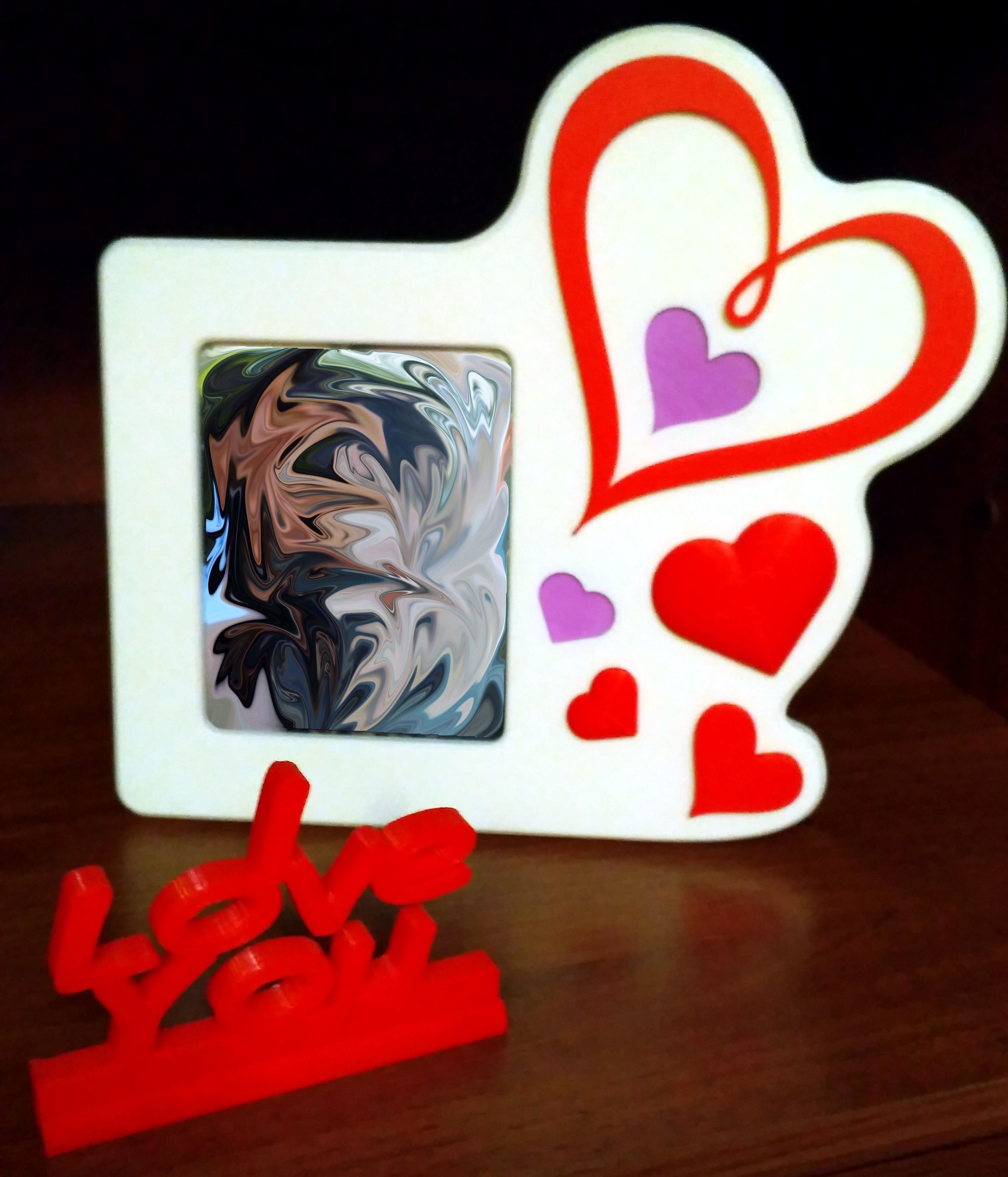 Фото рамка с подставкой и украшениями - LOVE